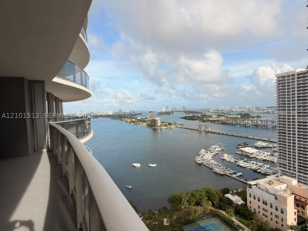 488 NE 18th St #2710, Miami FL 33132