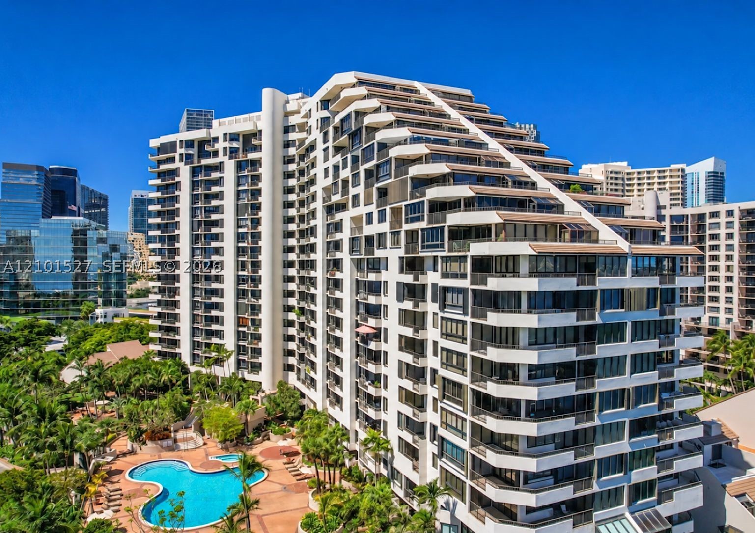 520 Brickell Key Dr #A1811, Miami FL 33131