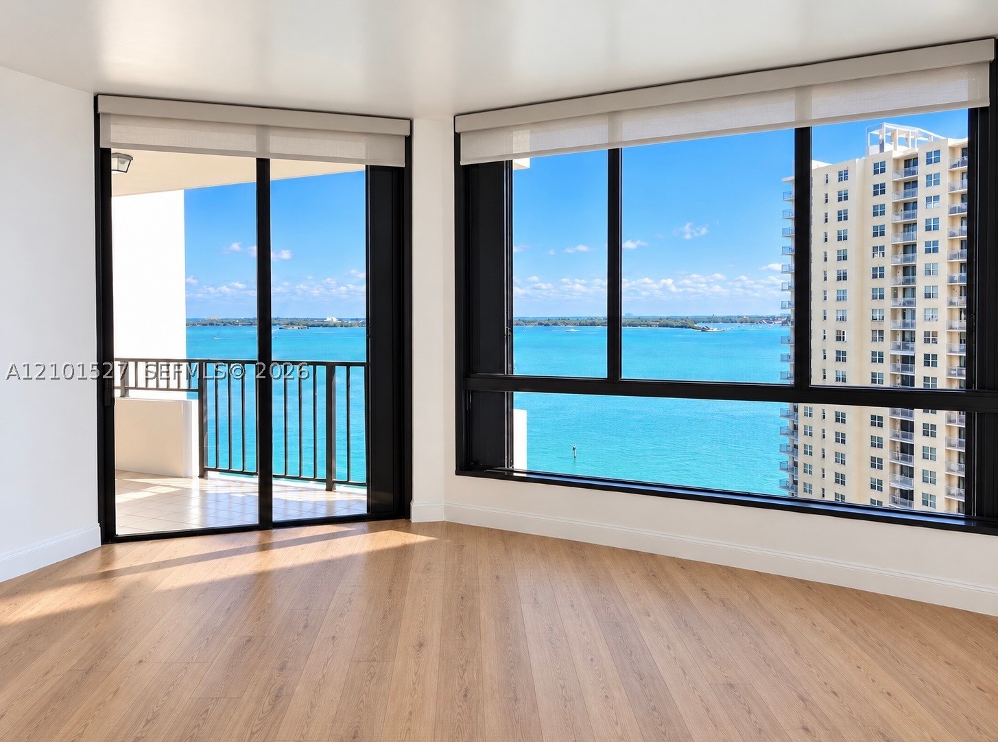 520 Brickell Key Dr #A1811, Miami FL 33131