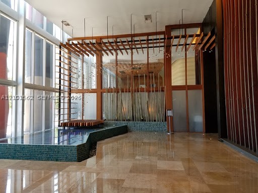 50 Biscayne Blvd #1503, Miami FL 33132