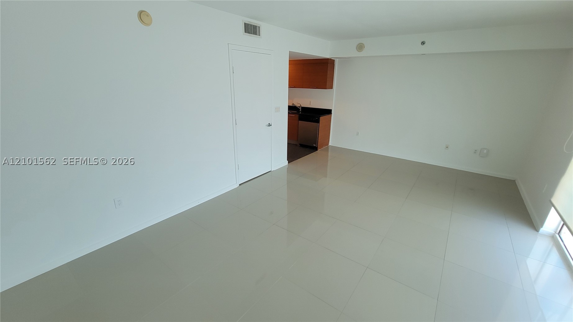 50 Biscayne Blvd #1503, Miami FL 33132
