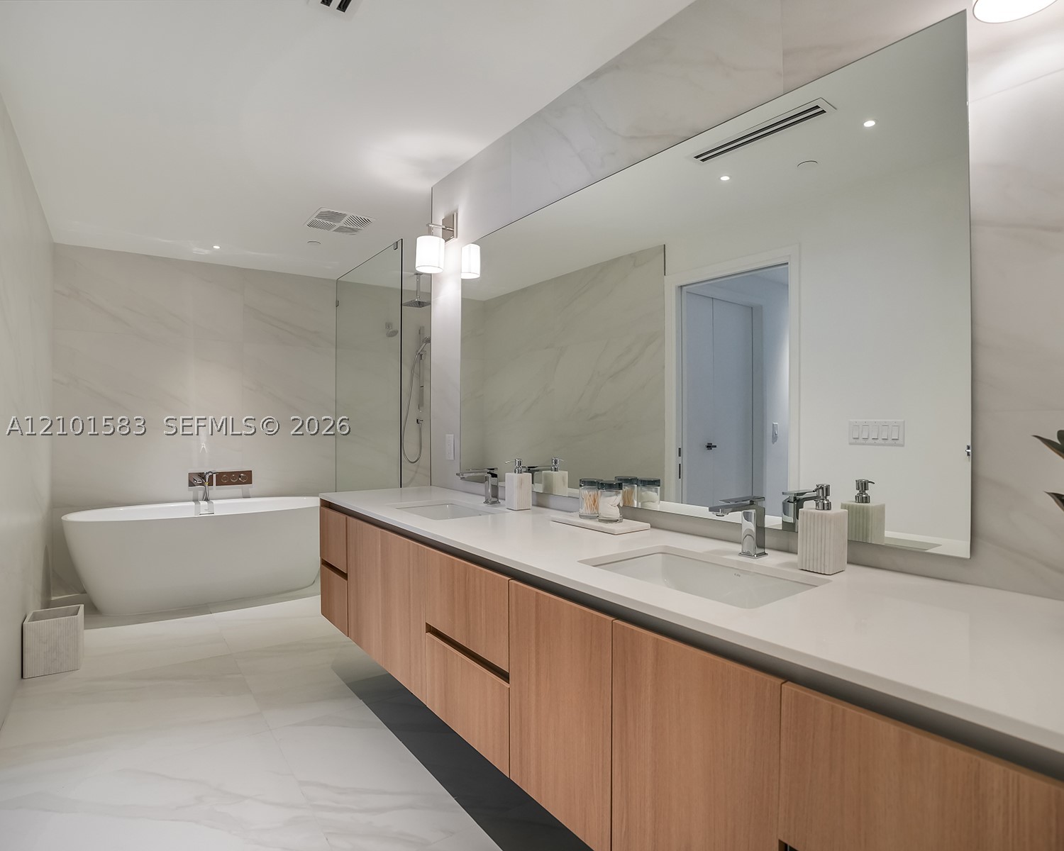 407 N Riverside Dr #604, Pompano Beach FL 33062