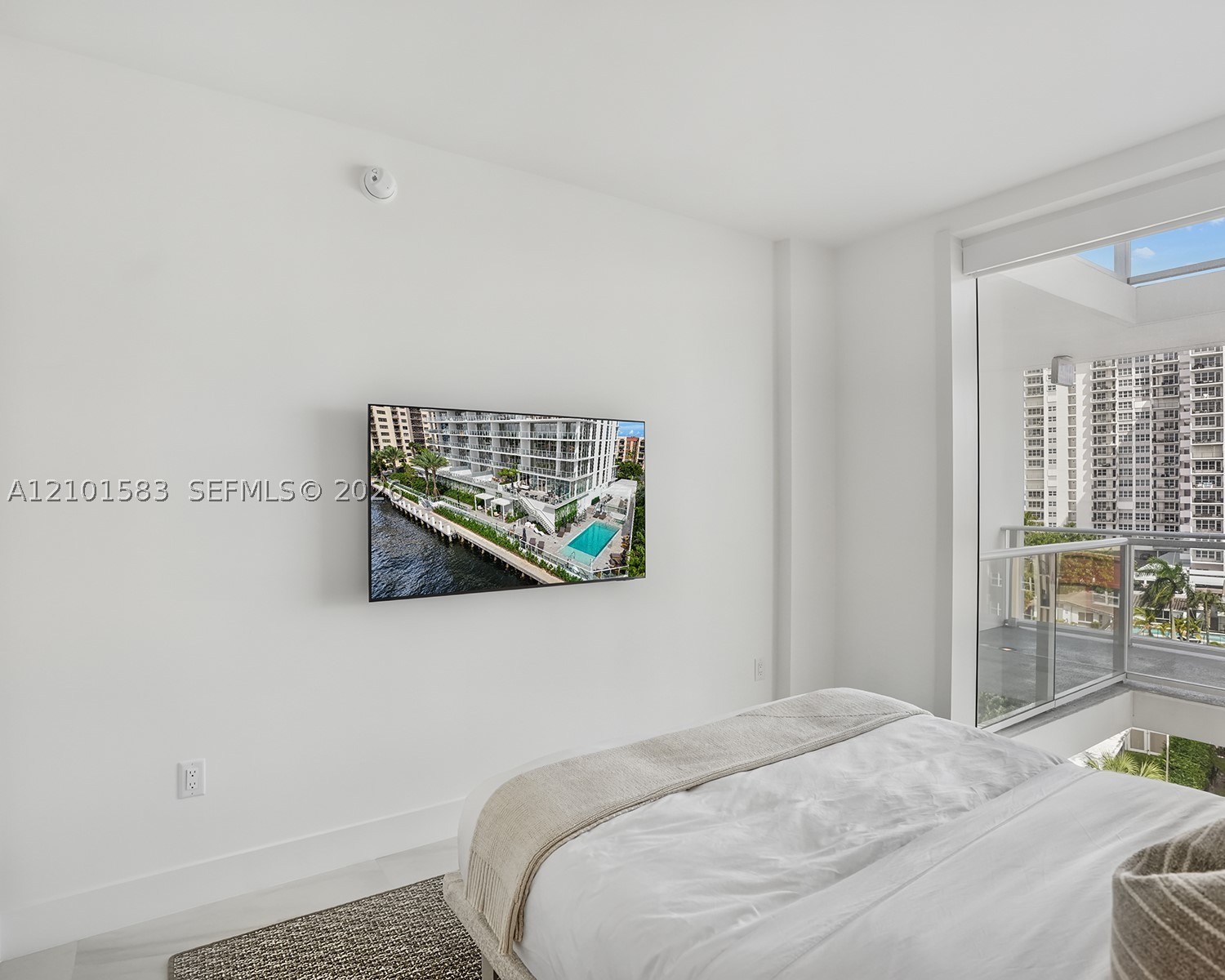 407 N Riverside Dr #604, Pompano Beach FL 33062