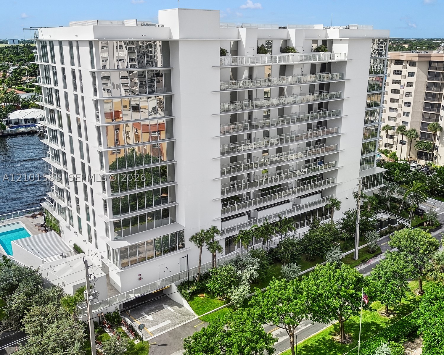 407 N Riverside Dr #604, Pompano Beach FL 33062