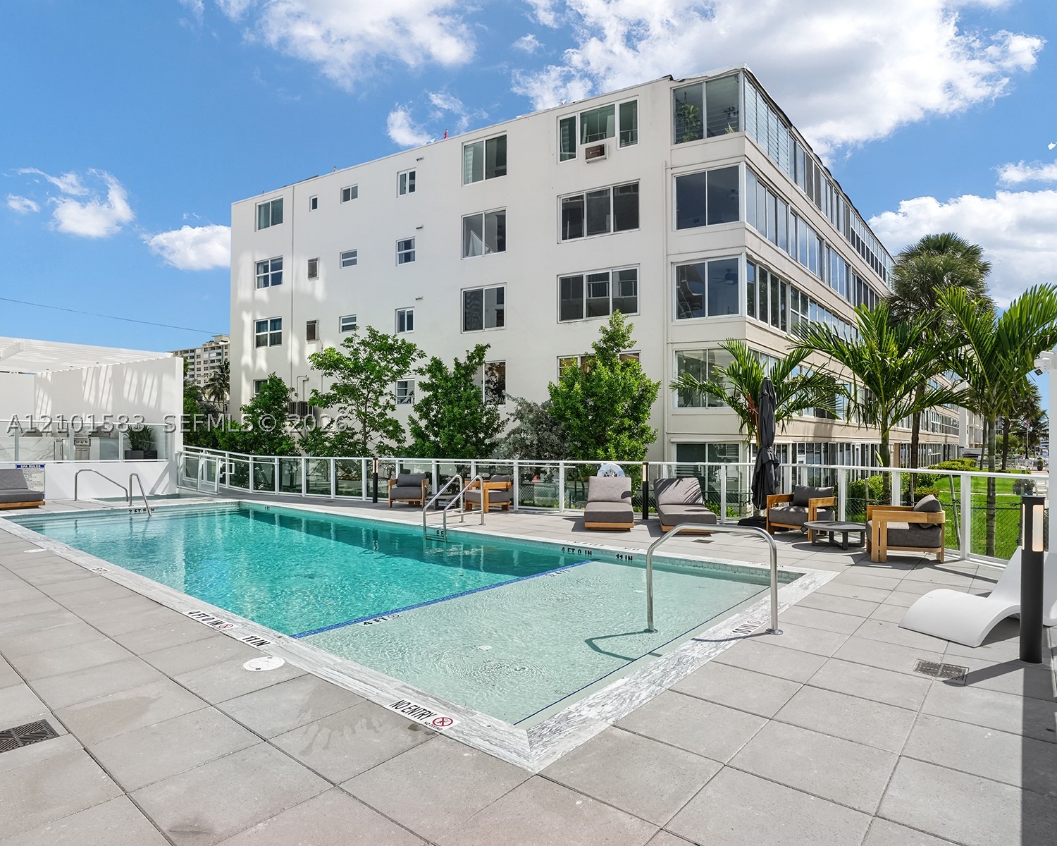 407 N Riverside Dr #604, Pompano Beach FL 33062