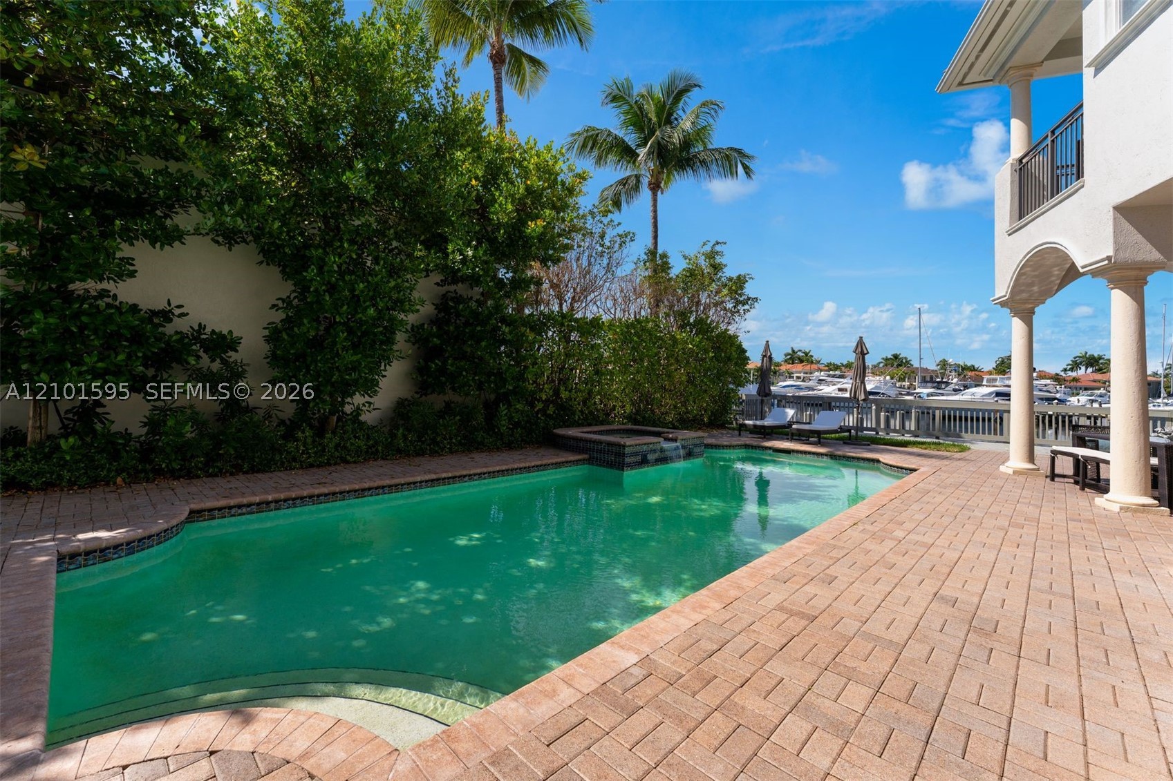 1426 Commodore Way, Hollywood FL 33019