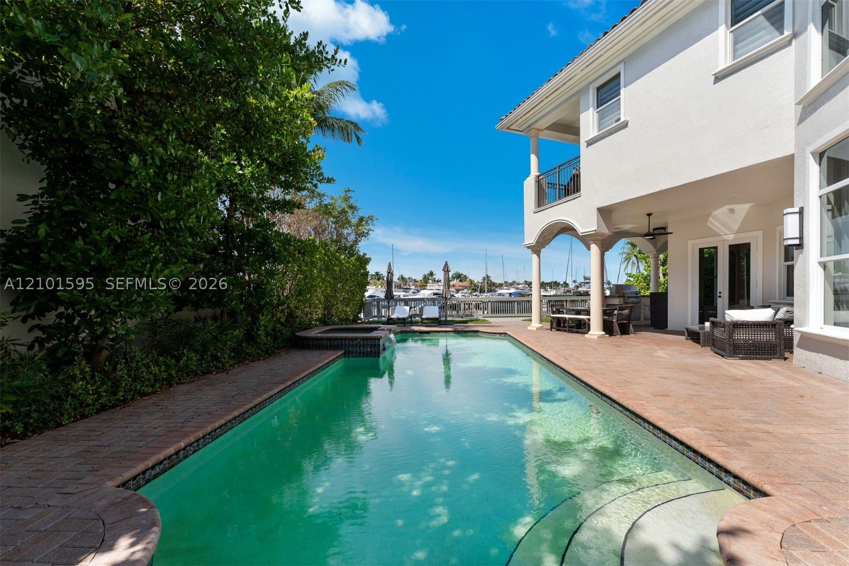 1426 Commodore Way, Hollywood FL 33019