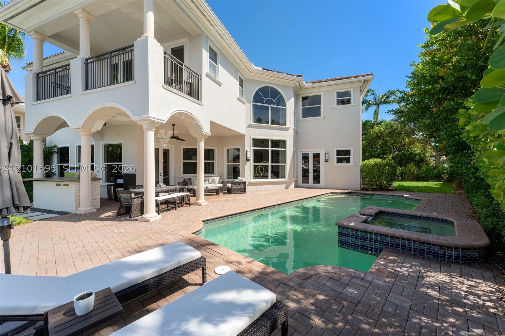 1426 Commodore Way, Hollywood FL 33019