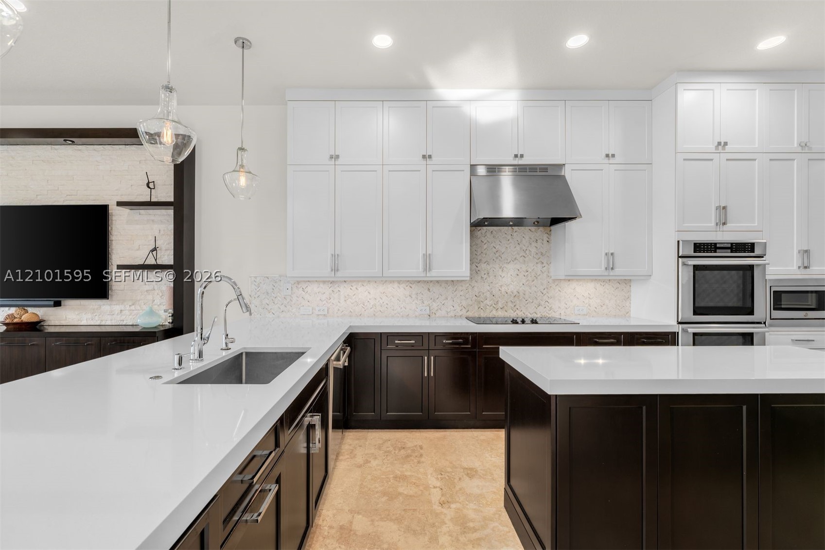 1426 Commodore Way, Hollywood FL 33019