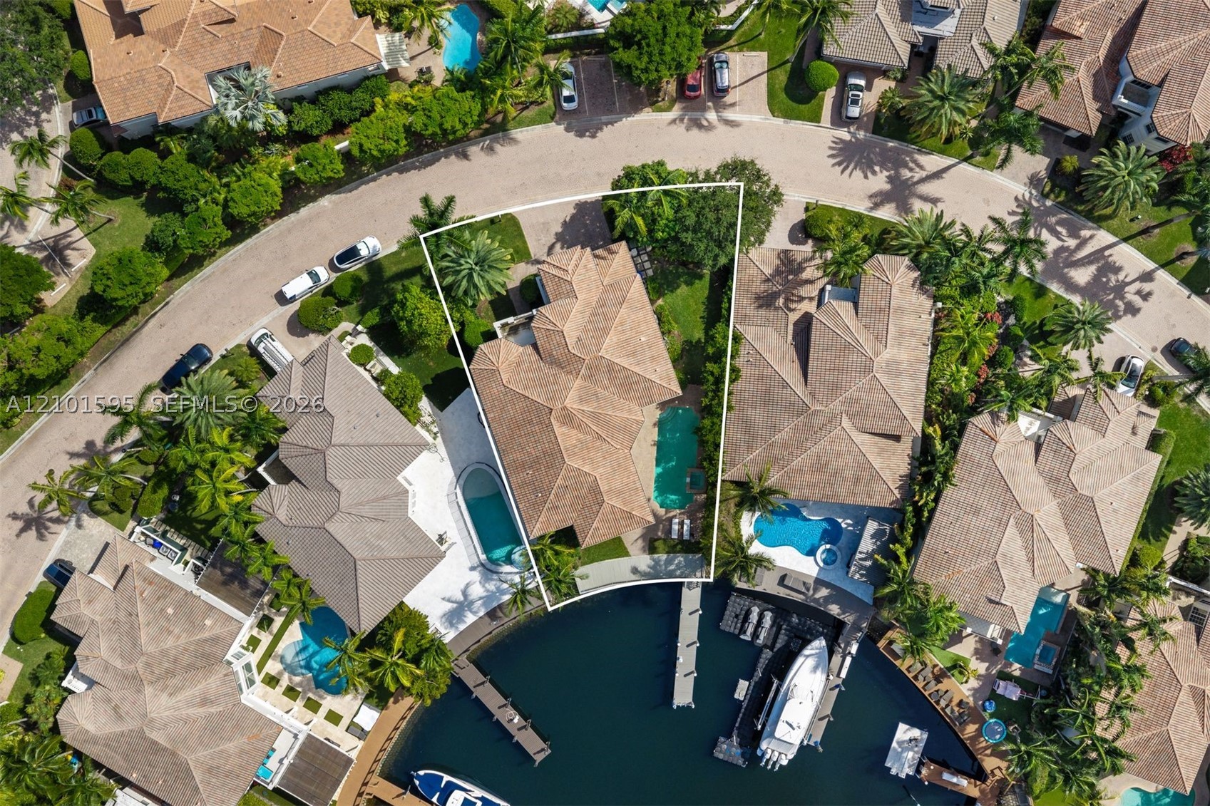 1426 Commodore Way, Hollywood FL 33019