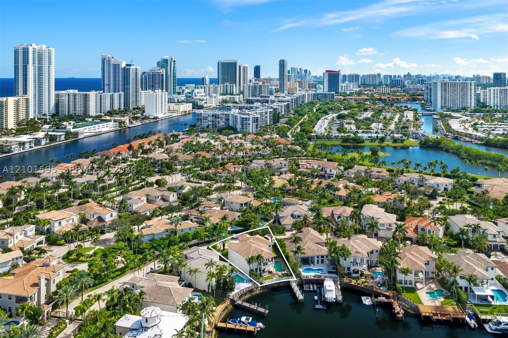 1426 Commodore Way, Hollywood FL 33019