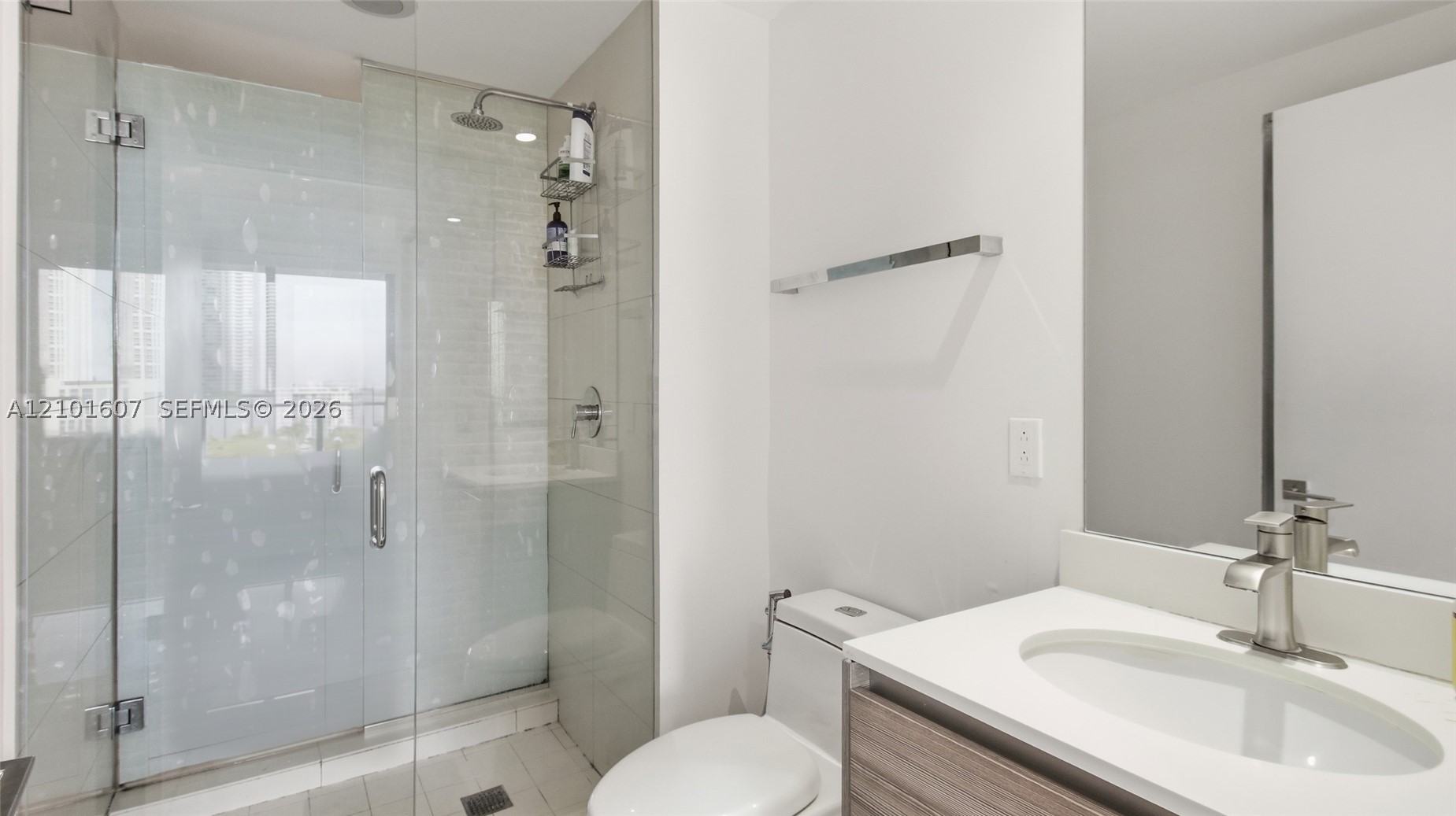 121 NE 34th St #1106A, Miami FL 33137