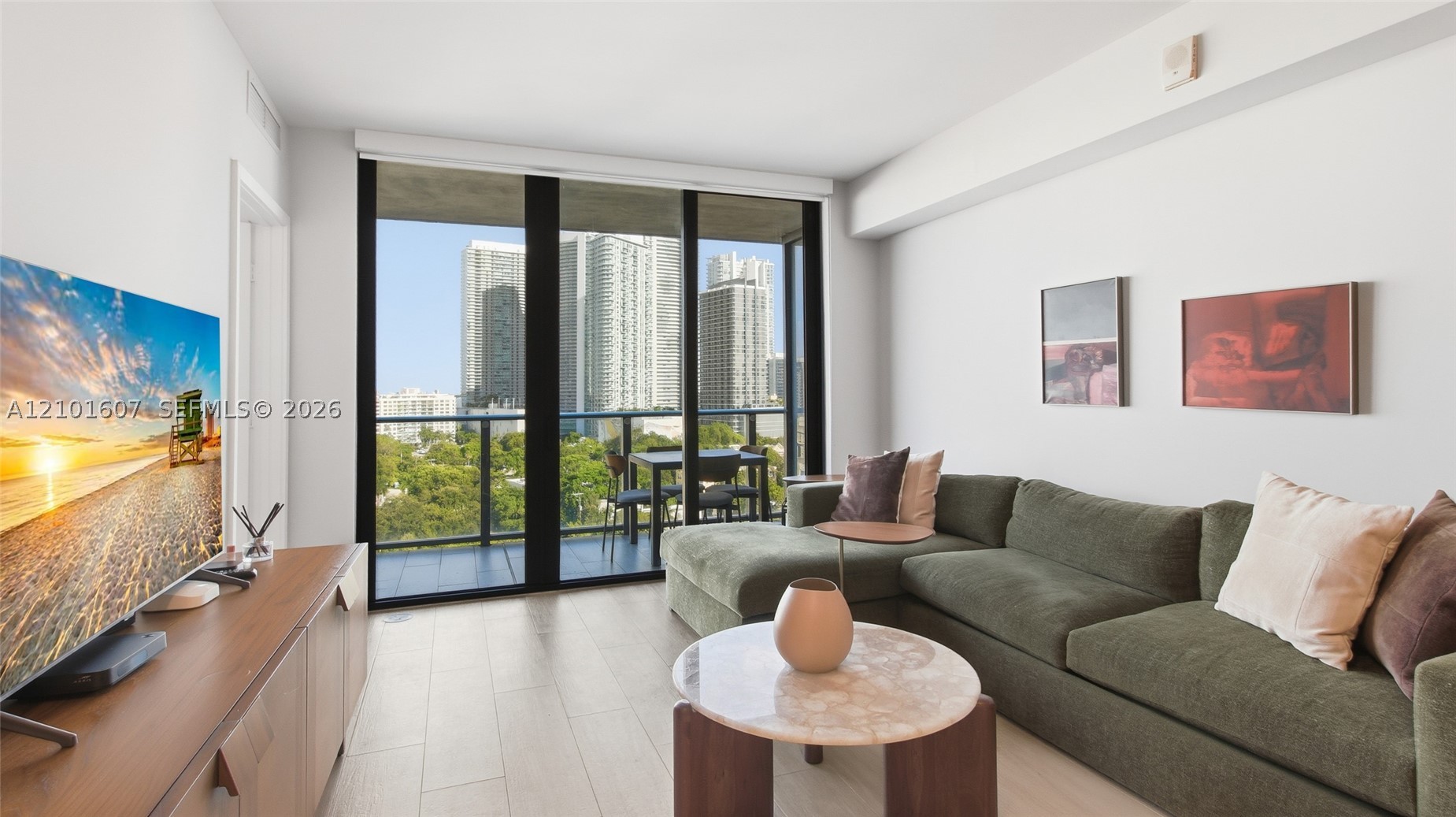 121 NE 34th St #1106A, Miami FL 33137