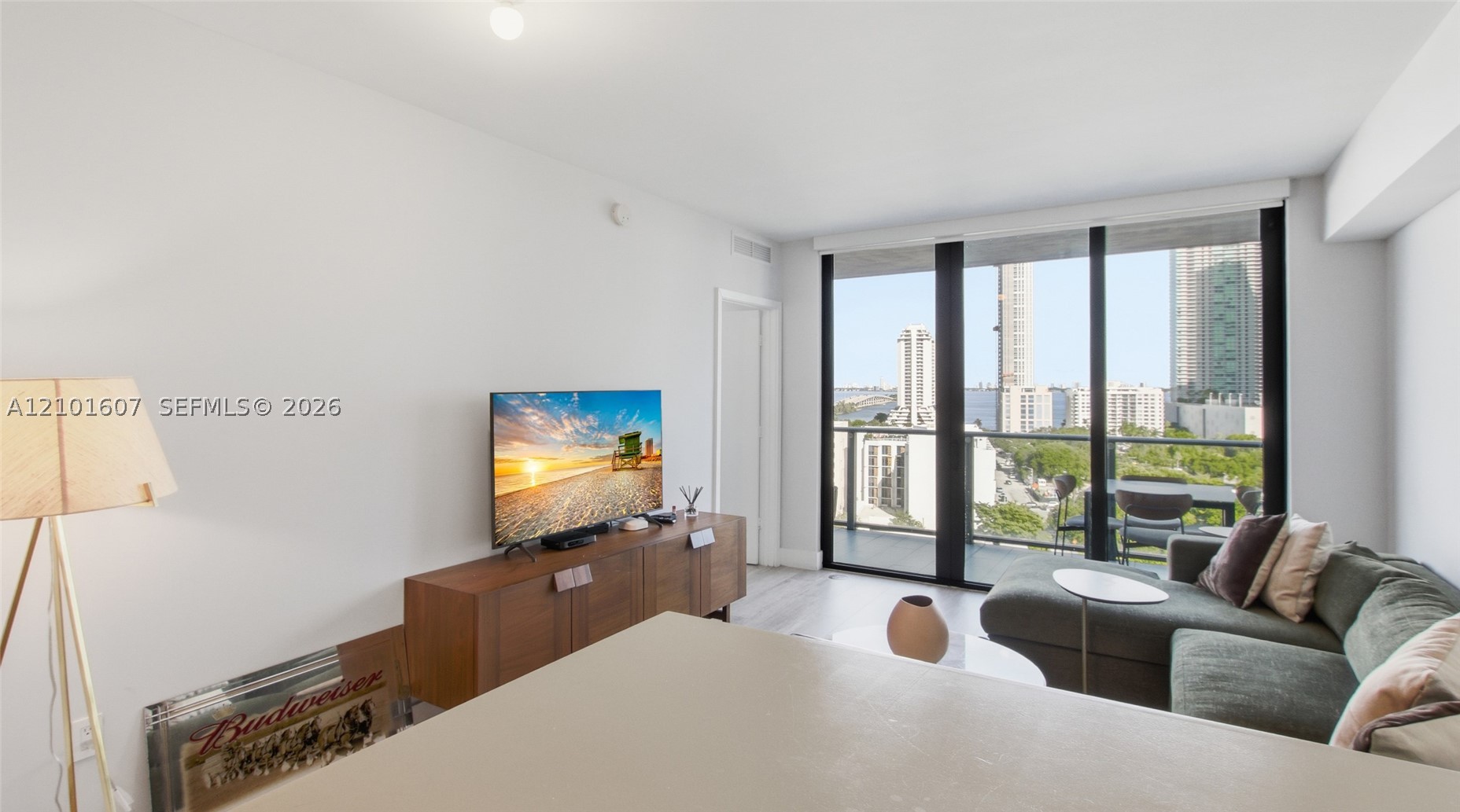 121 NE 34th St #1106A, Miami FL 33137