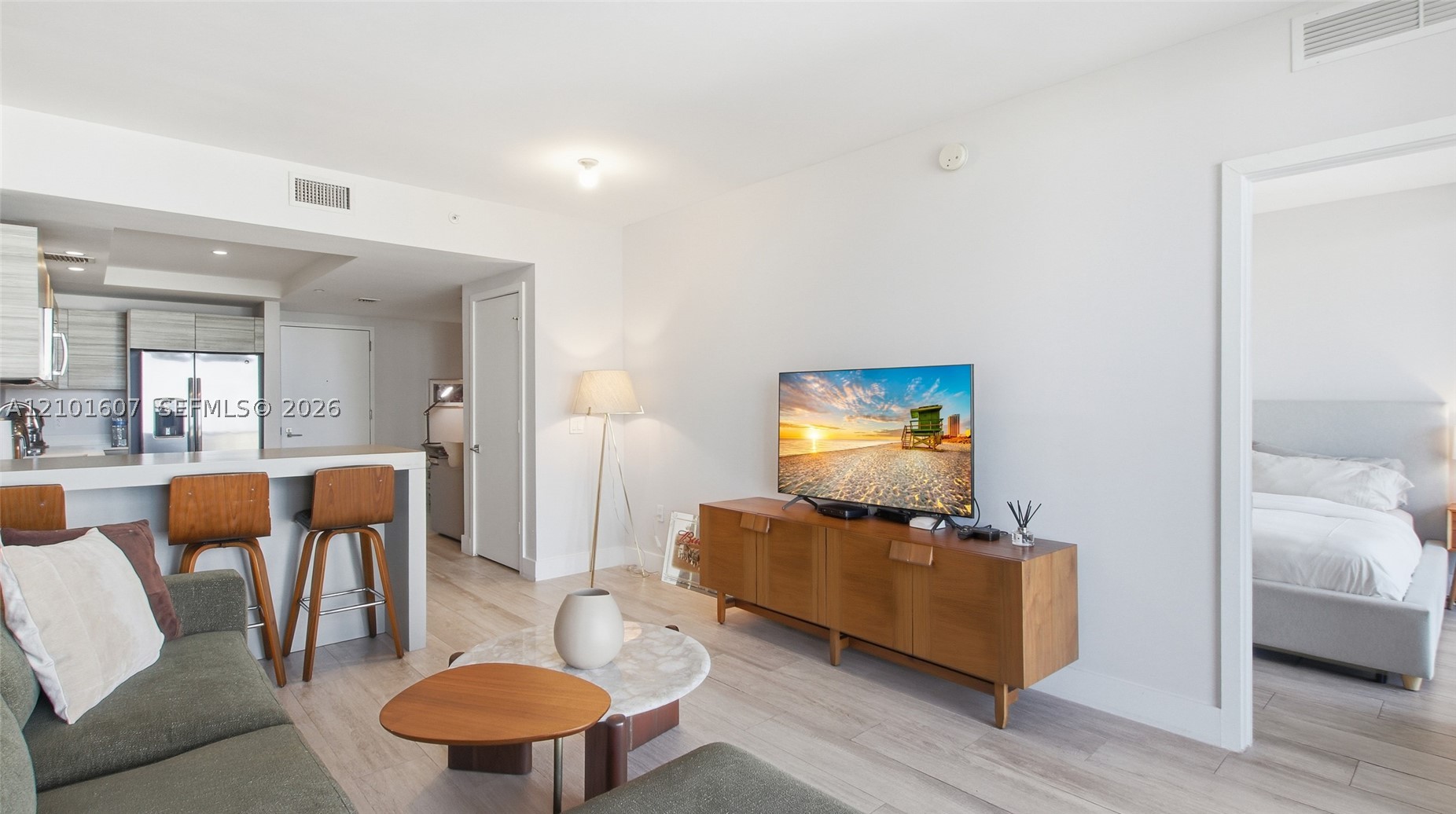 121 NE 34th St #1106A, Miami FL 33137