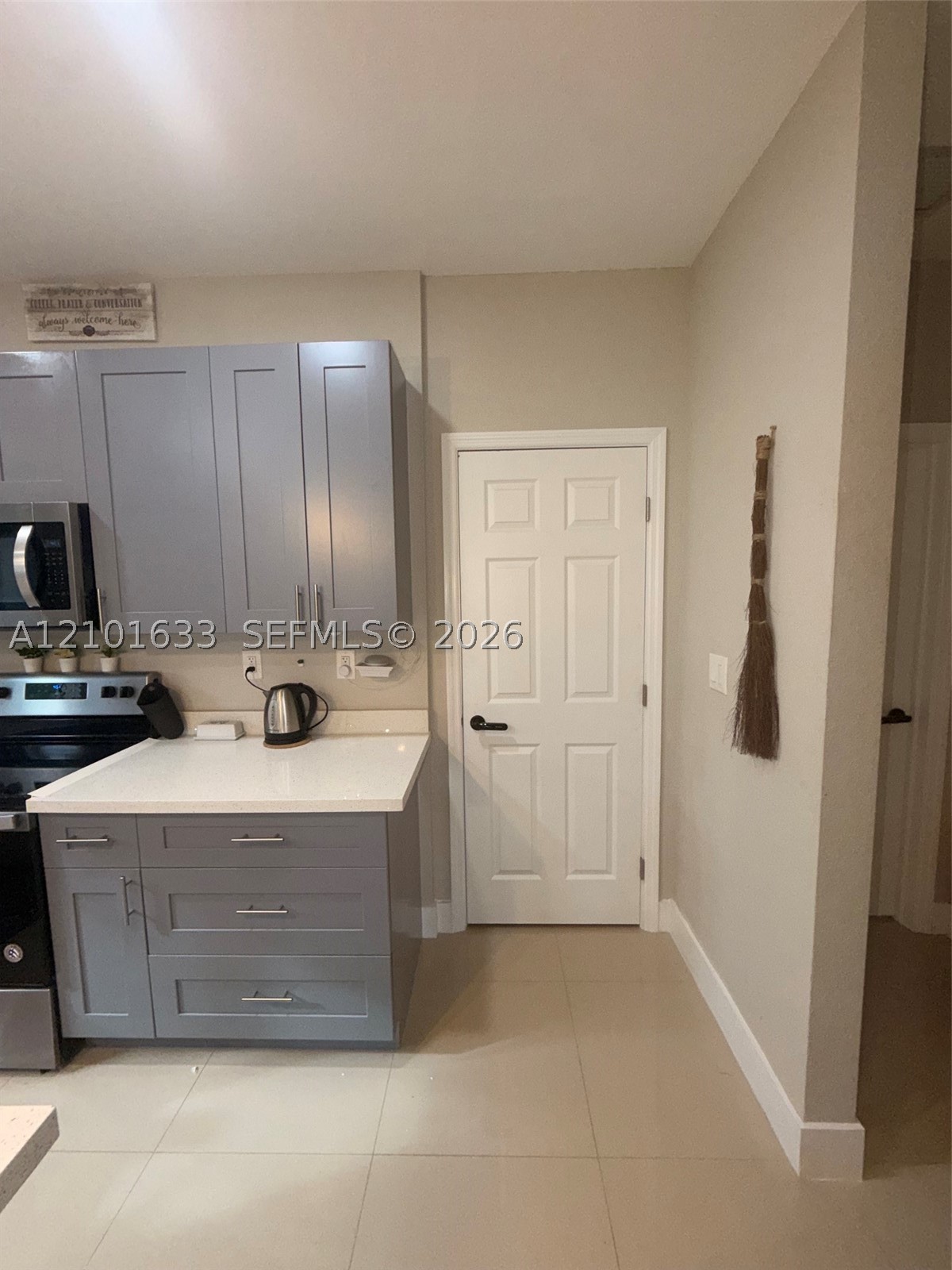 Hallandale Beach FL 33009 - A12101633