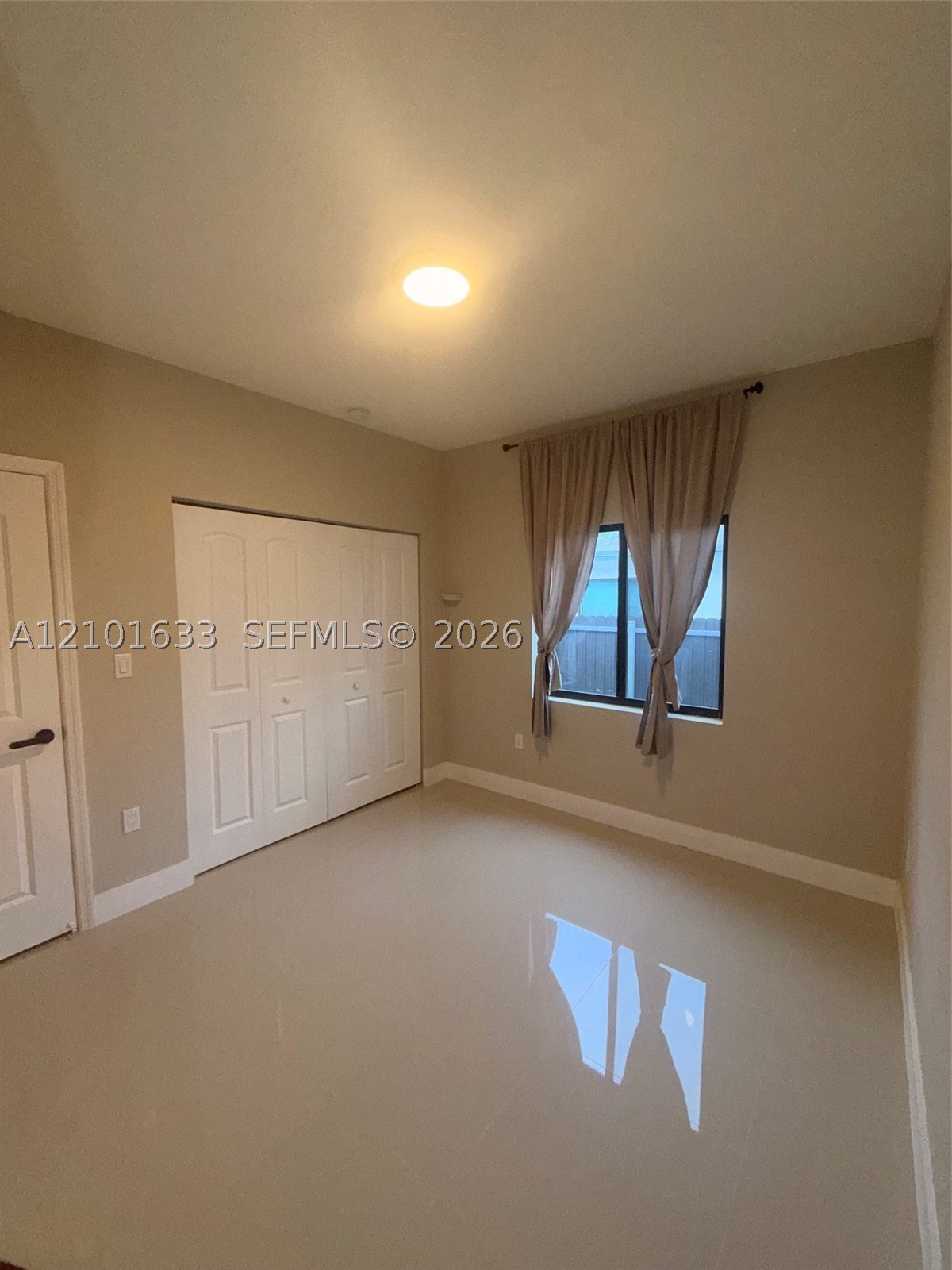 Hallandale Beach FL 33009 - A12101633