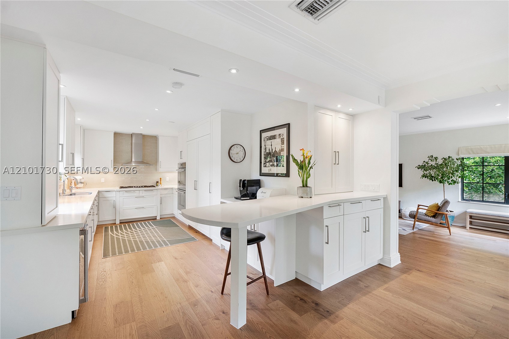 435 W 51st St, Miami Beach FL 33140