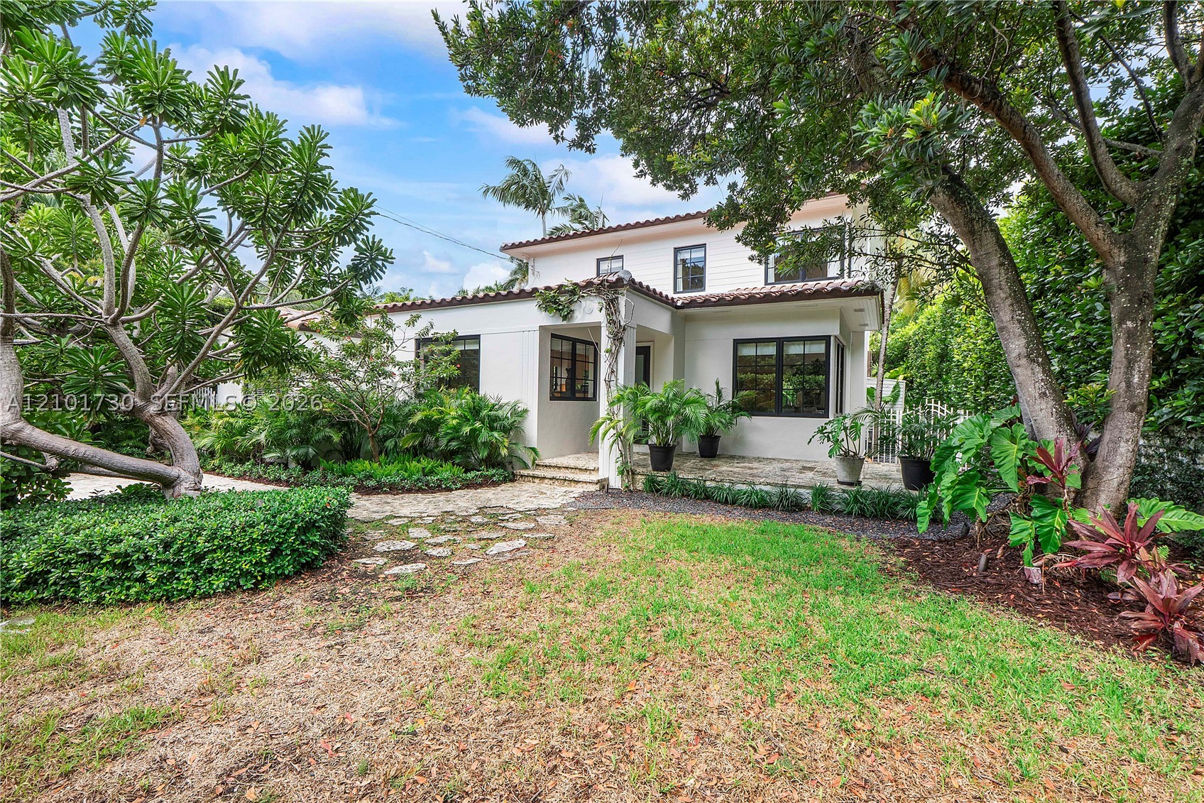 435 W 51st St, Miami Beach FL 33140
