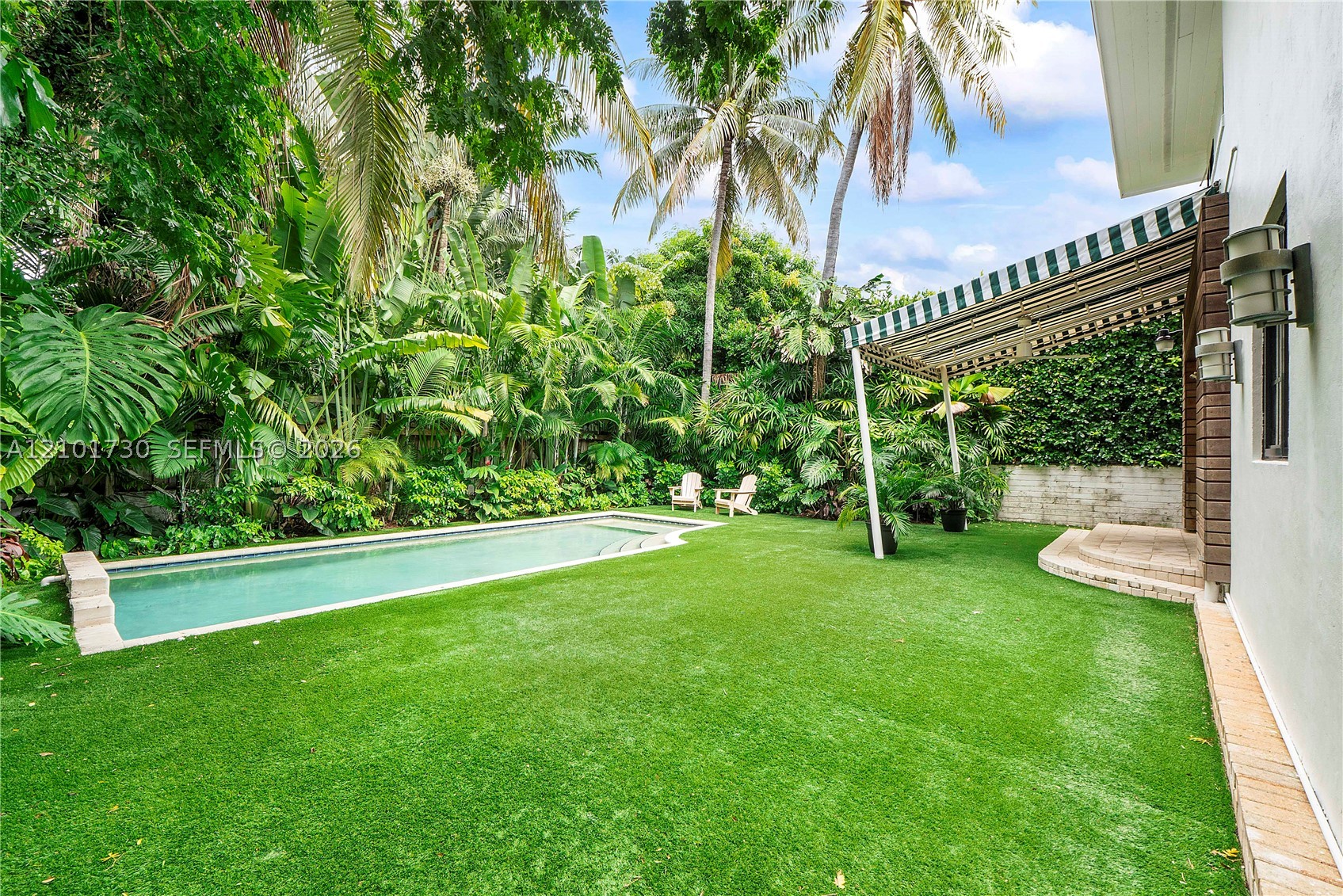 435 W 51st St, Miami Beach FL 33140