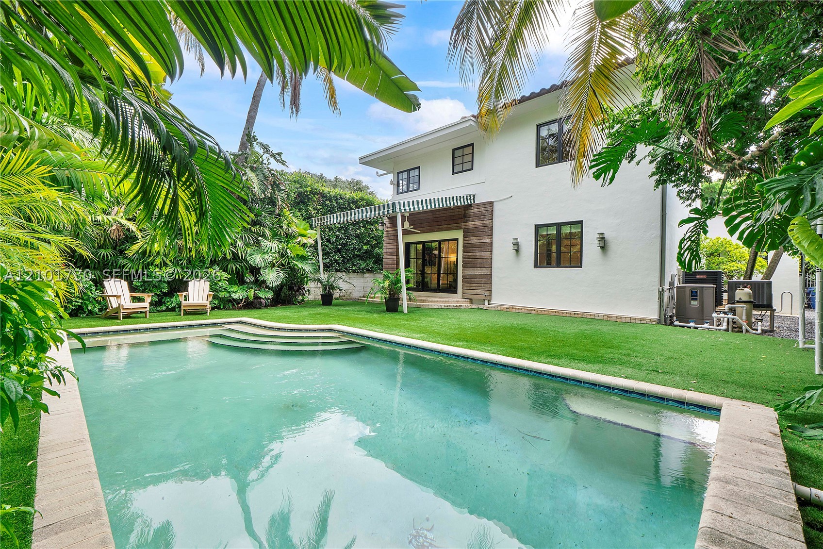 435 W 51st St, Miami Beach FL 33140