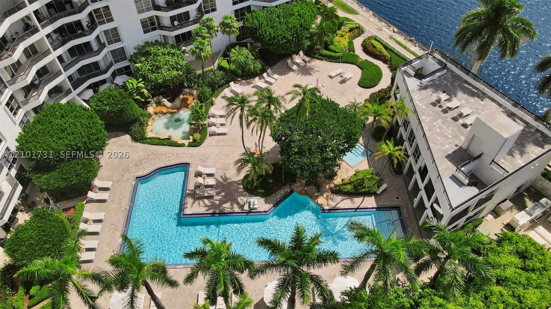 3600 Mystic Pointe Dr #PH3, Aventura FL 33180