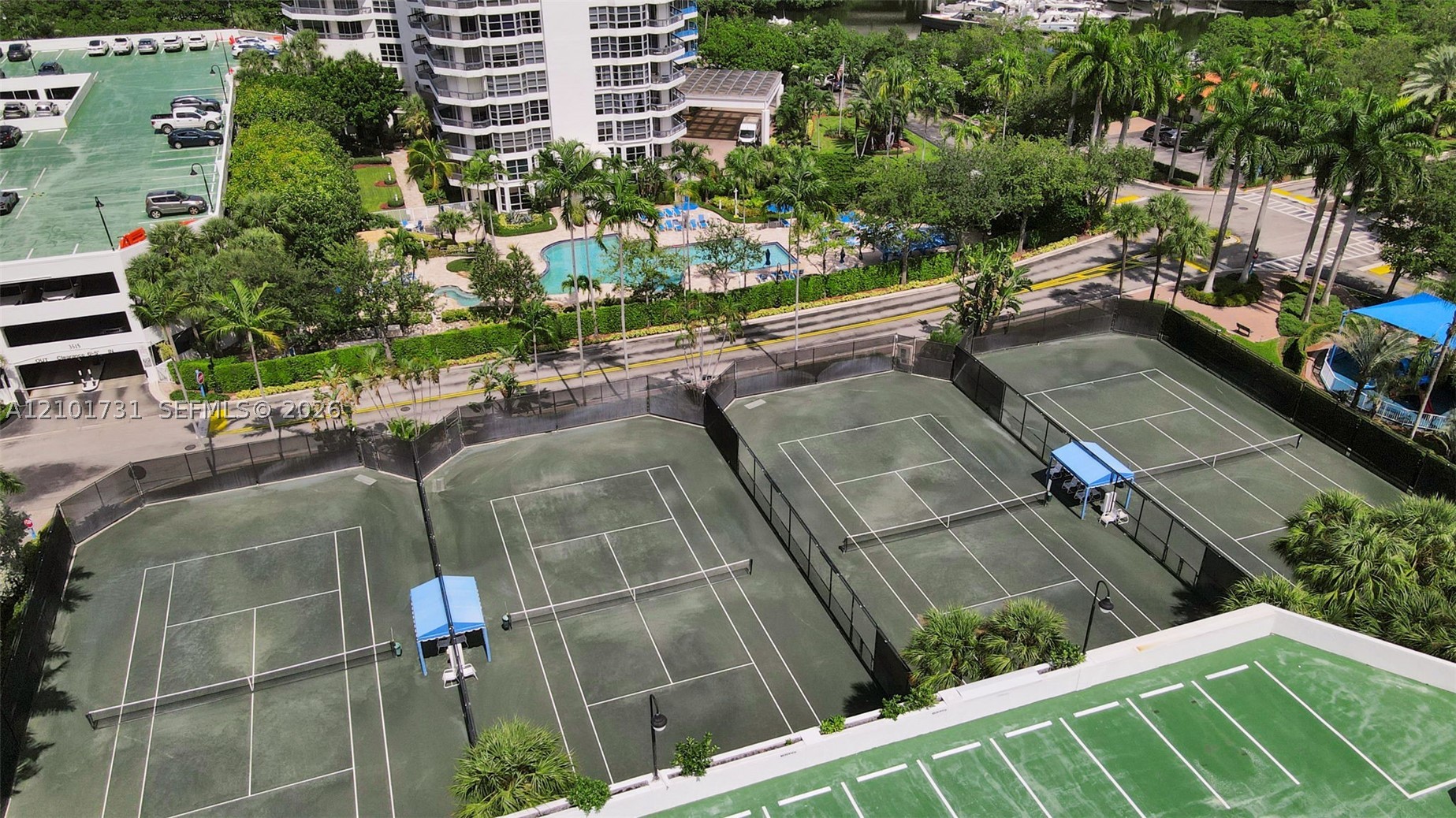3600 Mystic Pointe Dr #PH3, Aventura FL 33180