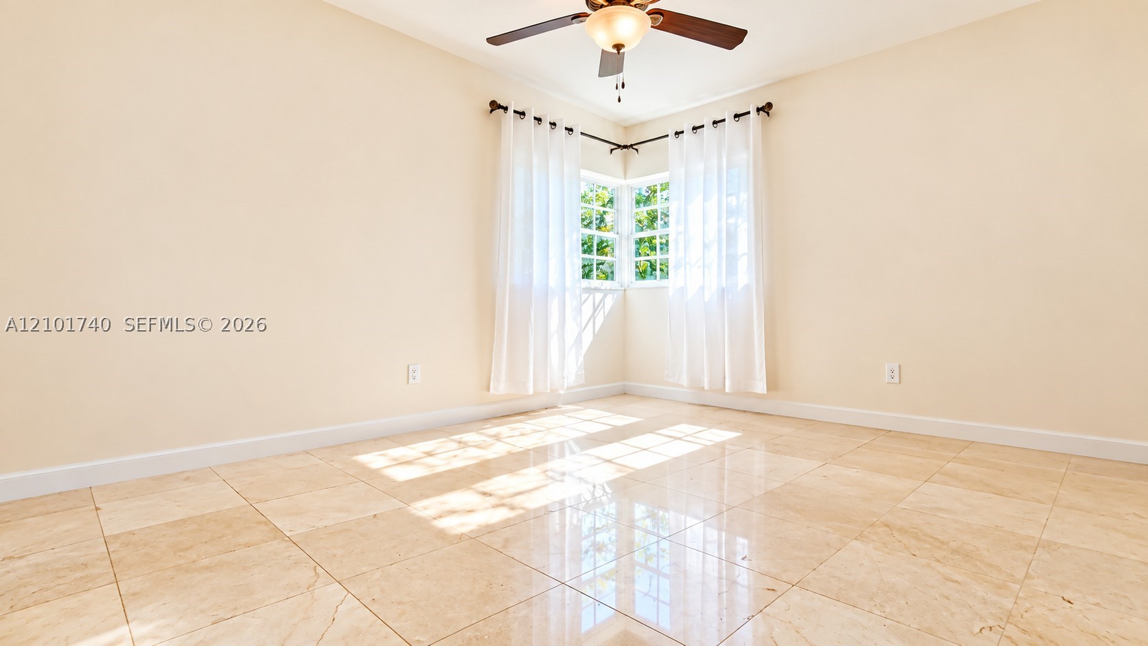 177 NE 86th St, El Portal FL 33138