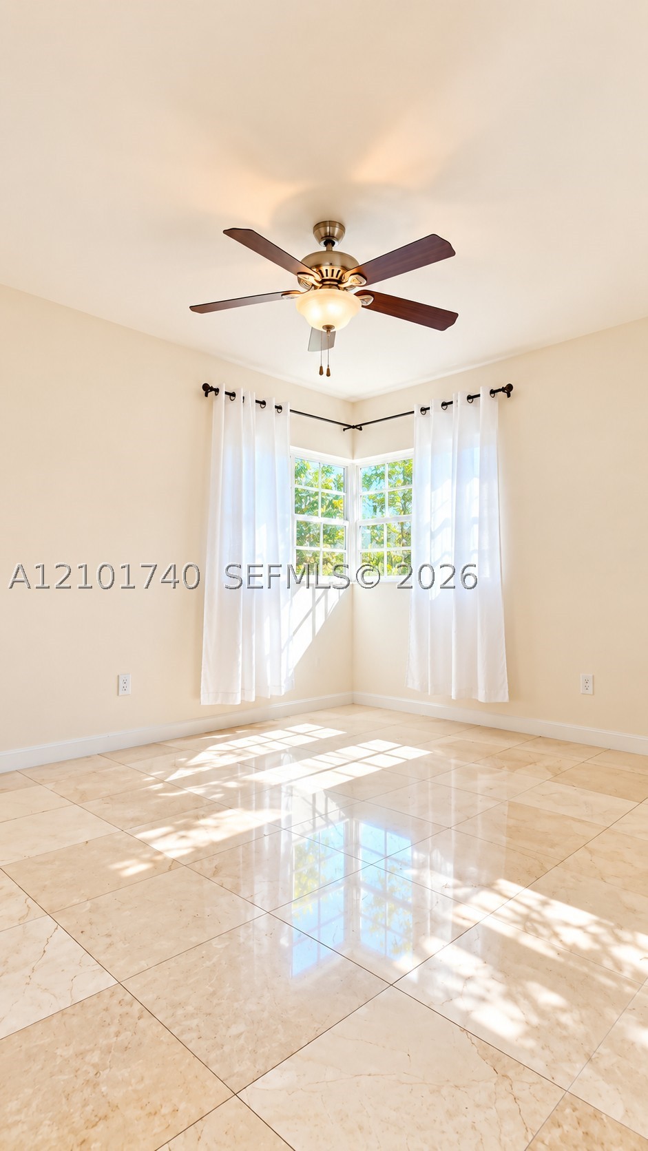 177 NE 86th St, El Portal FL 33138