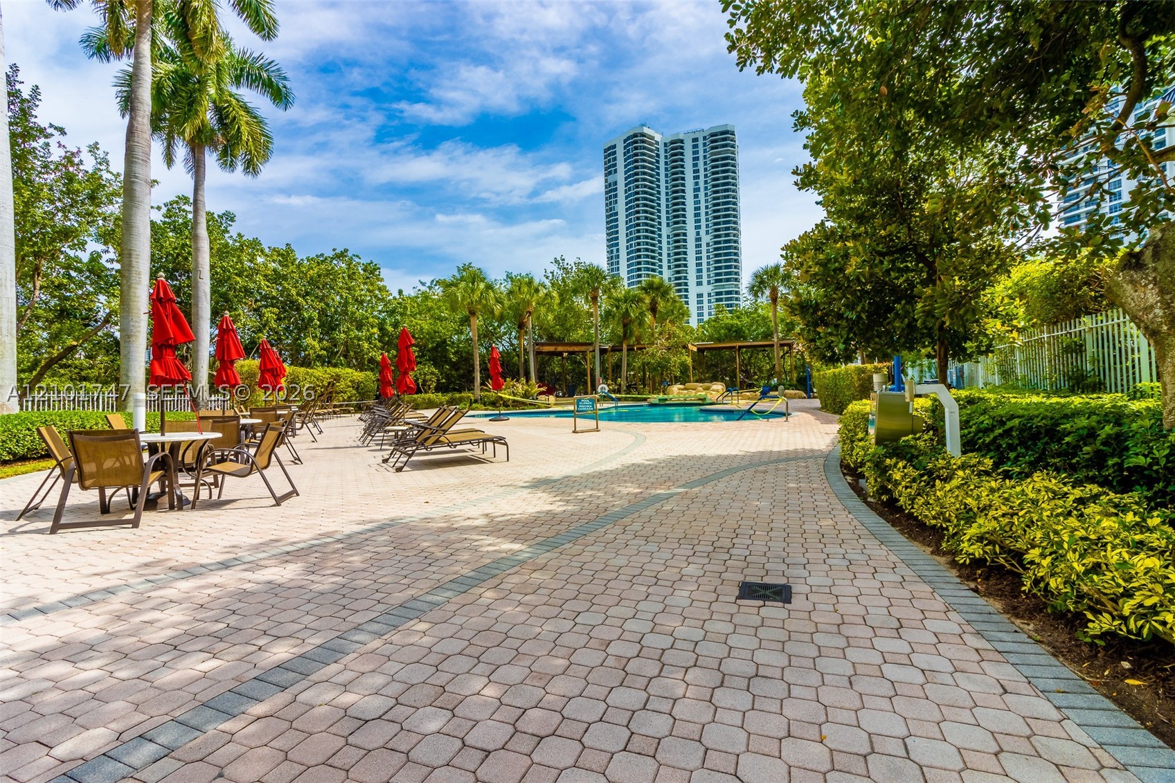 3400 NE 192 ST #1905, Aventura FL 33180