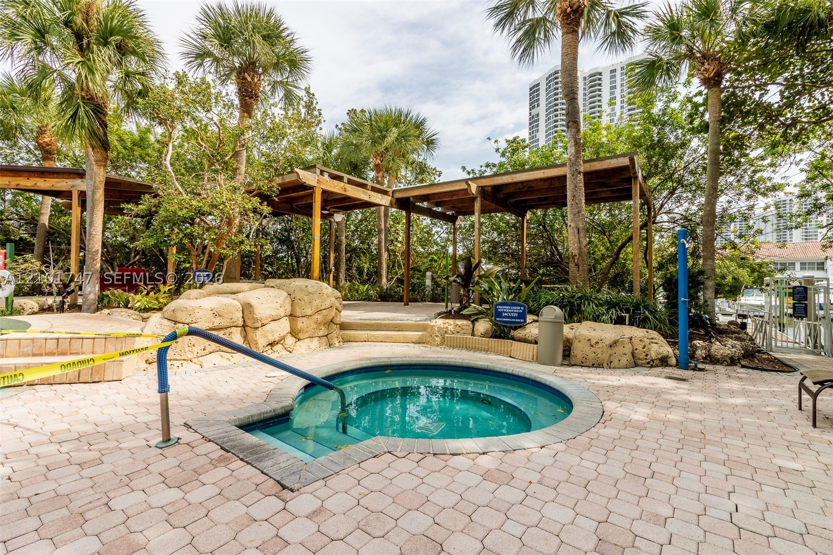 3400 NE 192 ST #1905, Aventura FL 33180