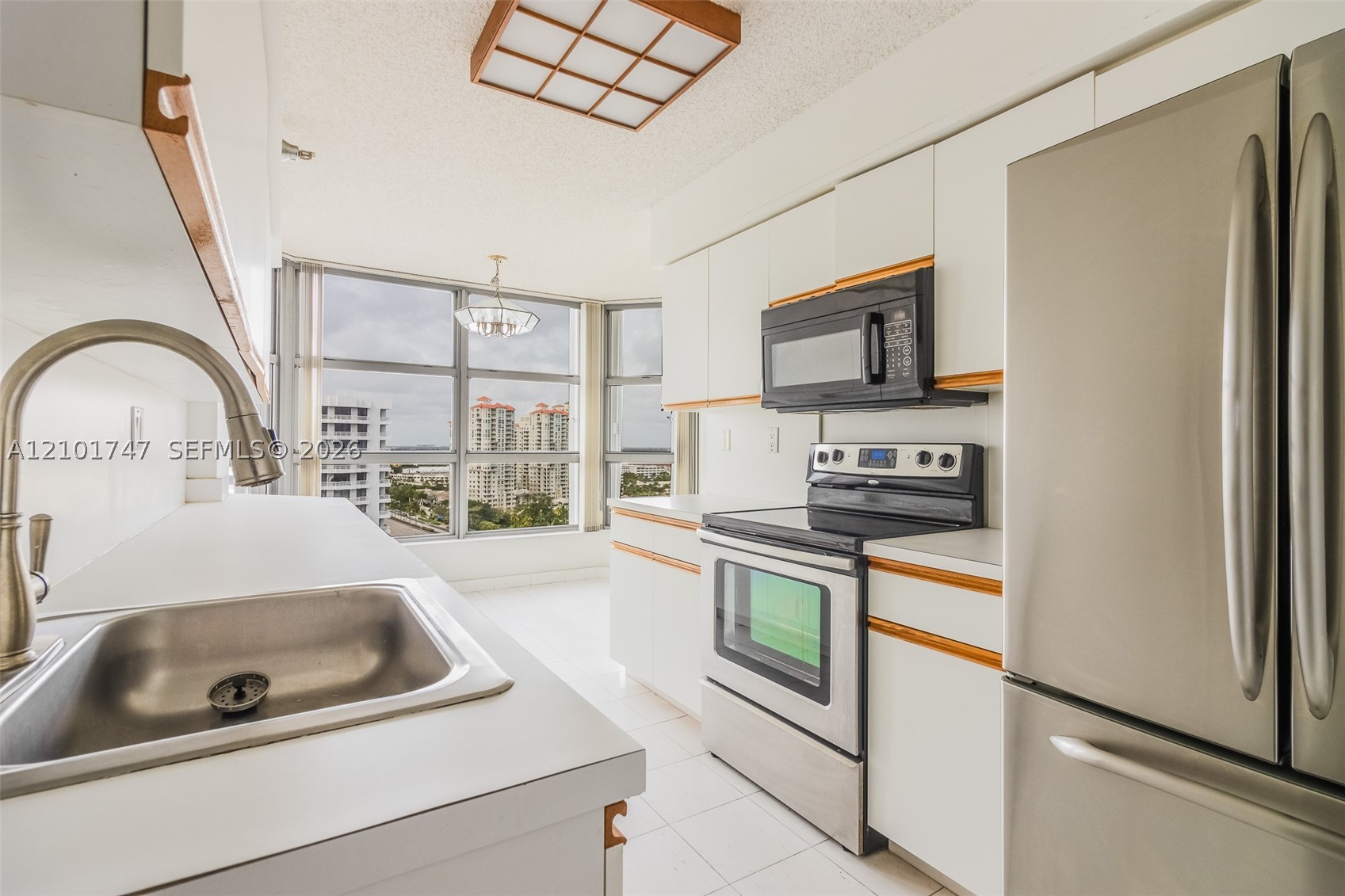 3400 NE 192 ST #1905, Aventura FL 33180