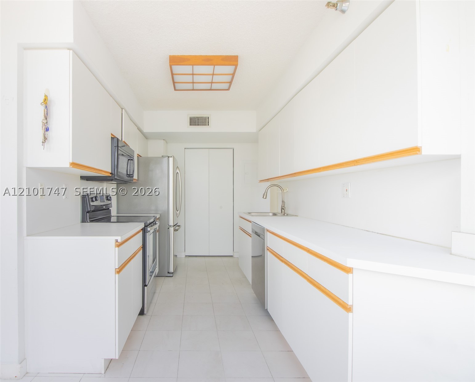 3400 NE 192 ST #1905, Aventura FL 33180
