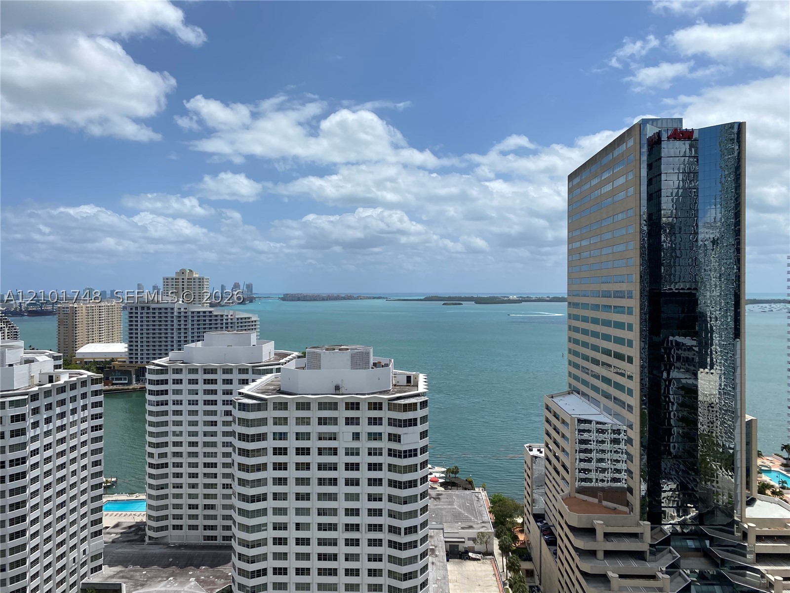 951 Brickell Ave #2508, Miami FL 33131