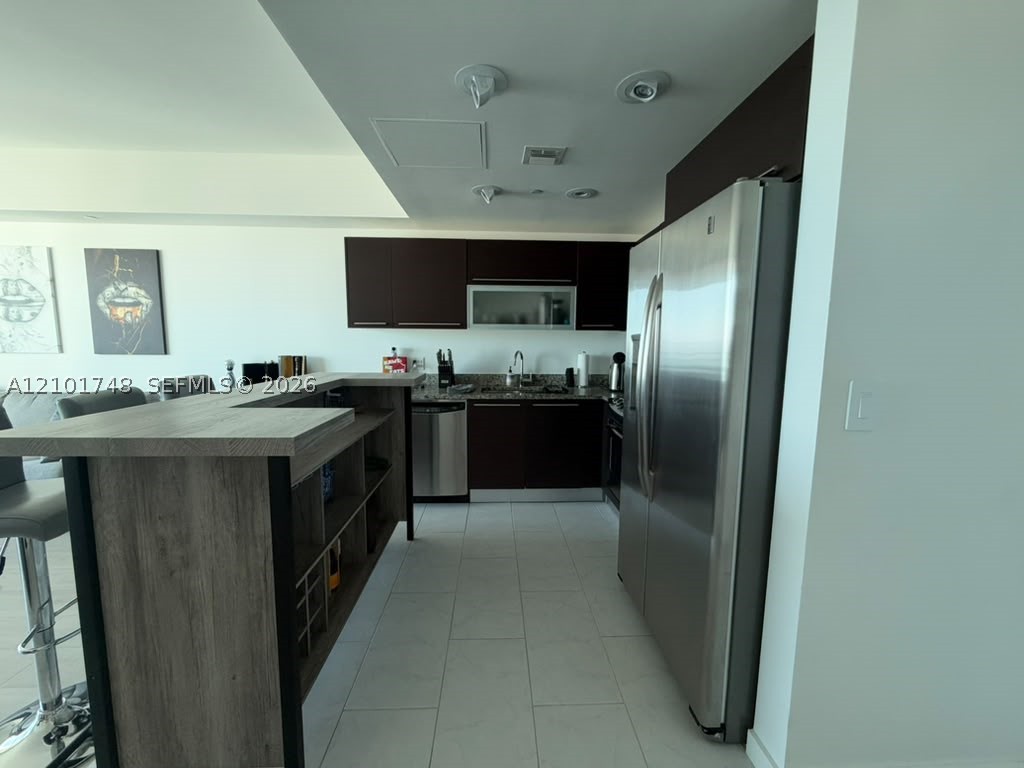951 Brickell Ave #2508, Miami FL 33131