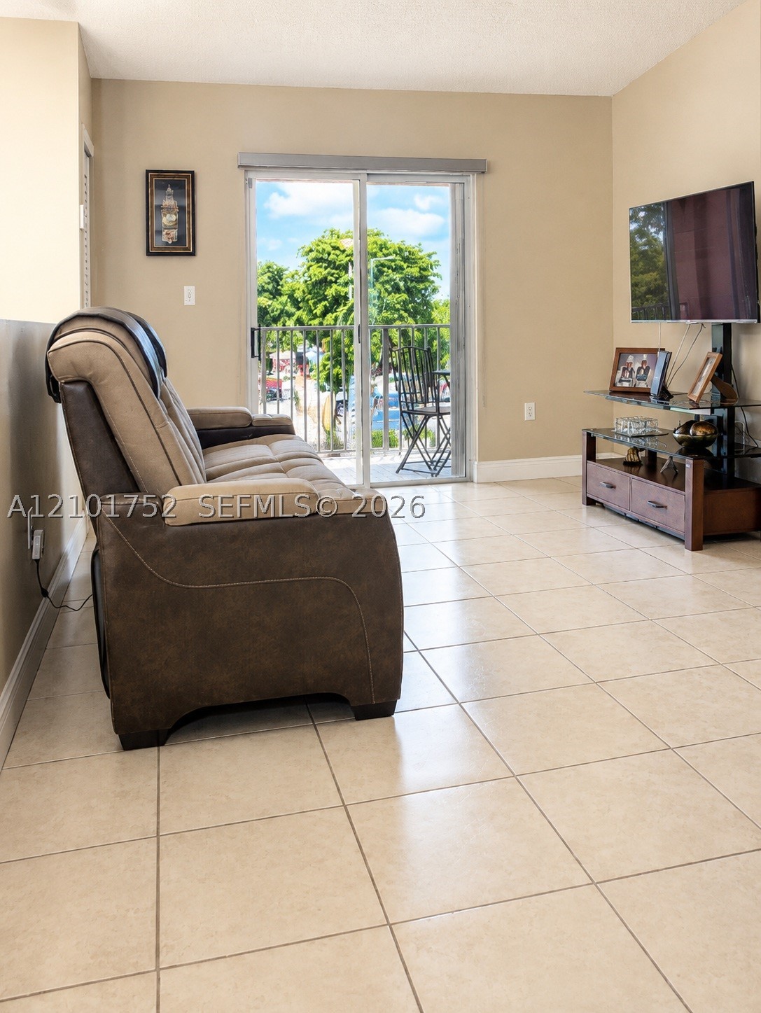 5800 W 18th Ln #202, Hialeah FL 33012