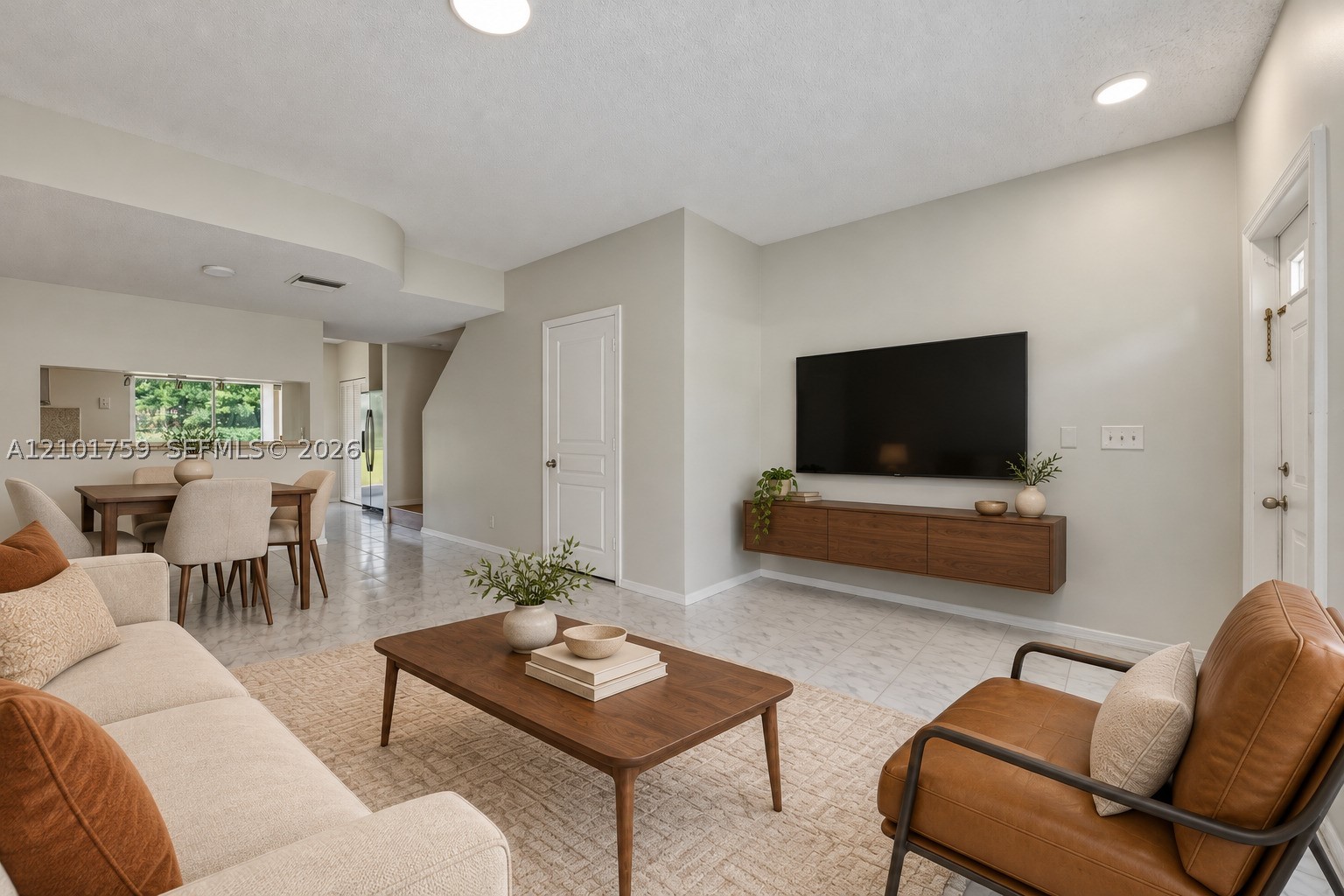 16731 Hemingway Dr, Weston FL 33326