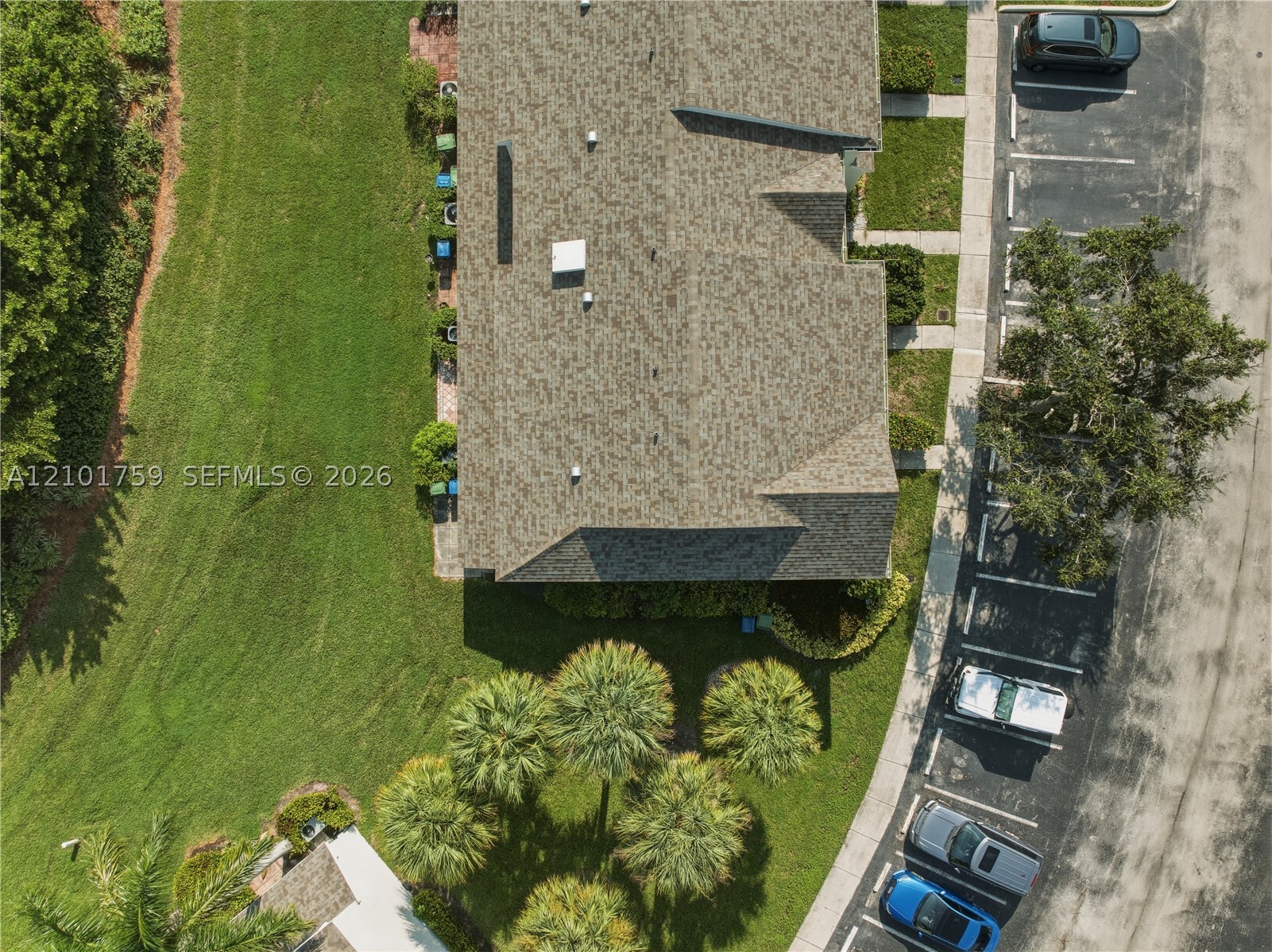 16731 Hemingway Dr, Weston FL 33326