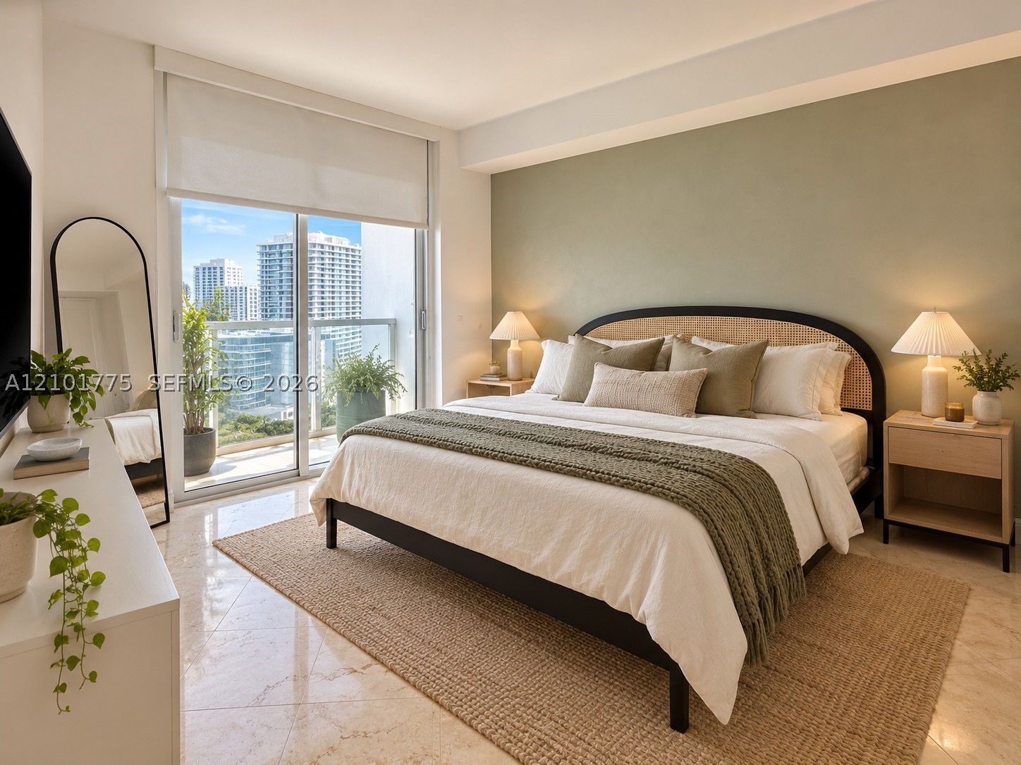 500 Brickell Ave #2405, Miami FL 33131