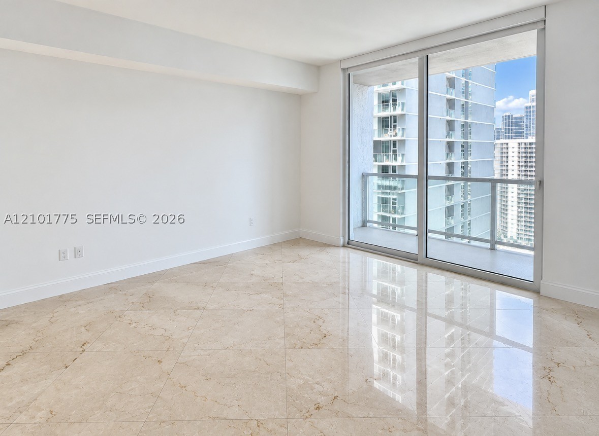 500 Brickell Ave #2405, Miami FL 33131