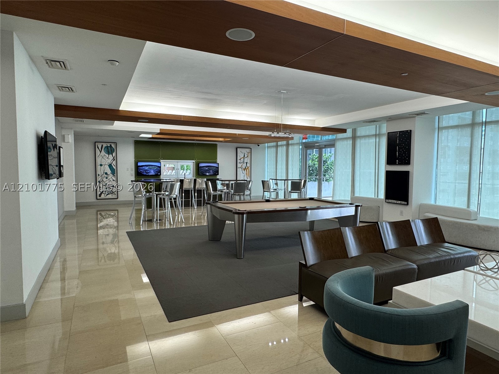500 Brickell Ave #2405, Miami FL 33131