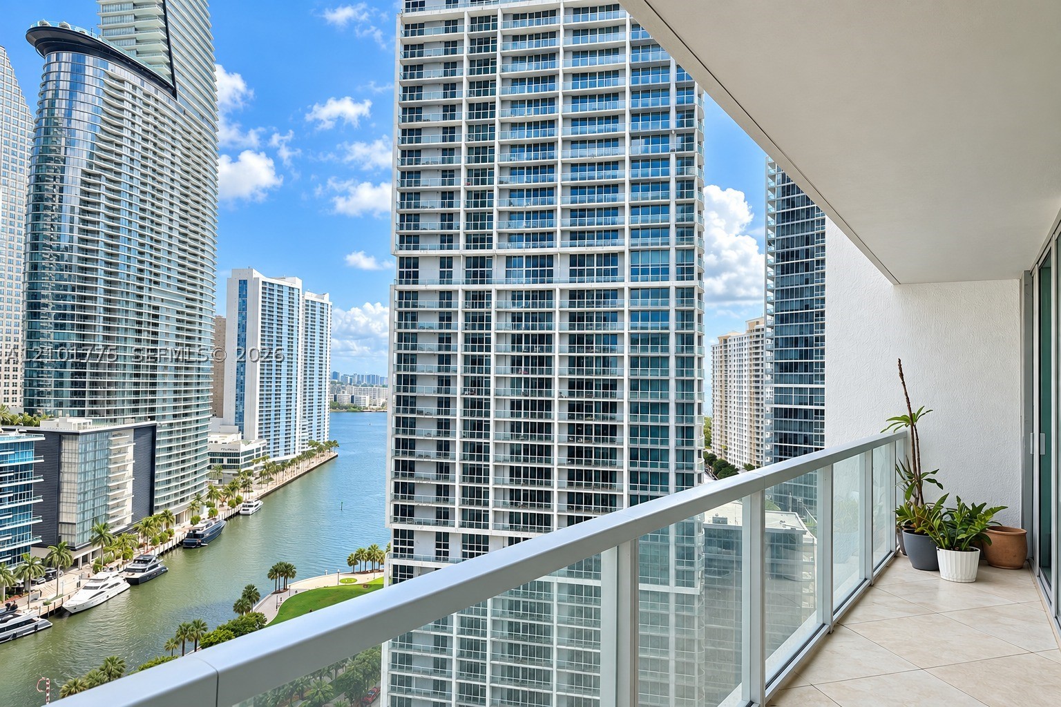 500 Brickell Ave #2405, Miami FL 33131
