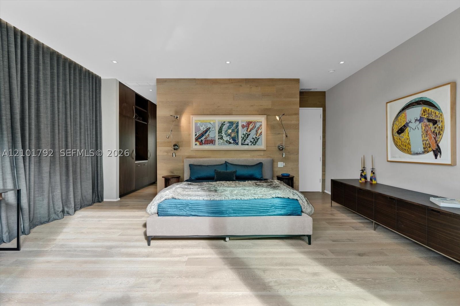 4322 Nautilus Dr, Miami Beach FL 33140