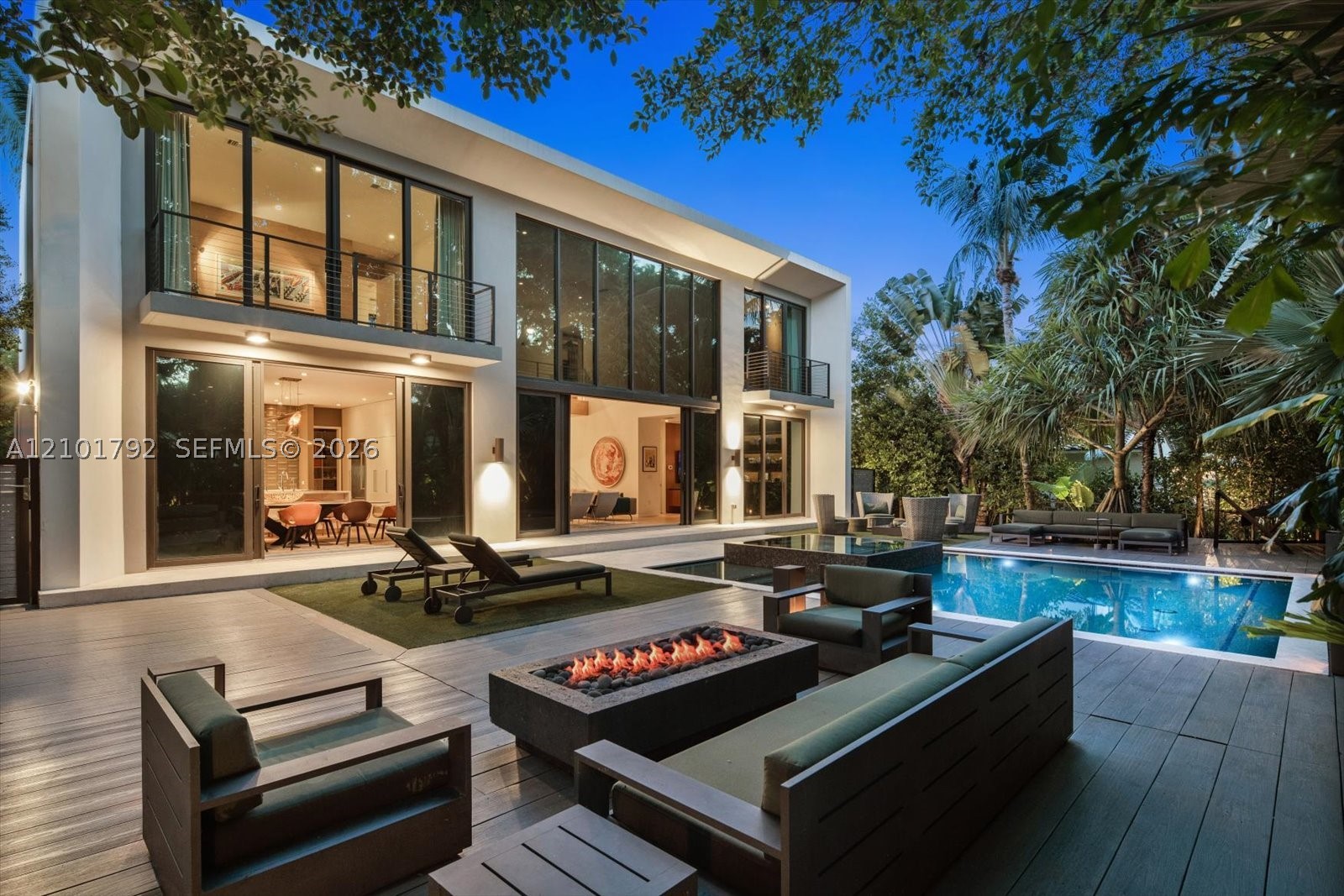 4322 Nautilus Dr, Miami Beach FL 33140