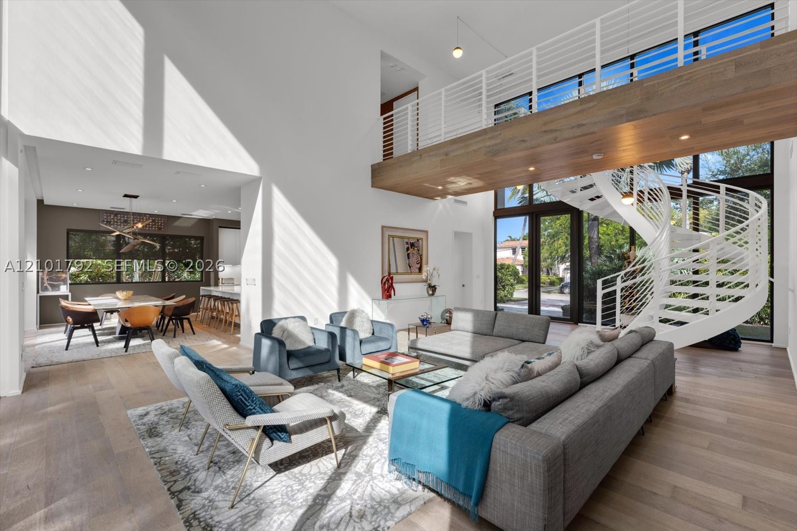 4322 Nautilus Dr, Miami Beach FL 33140