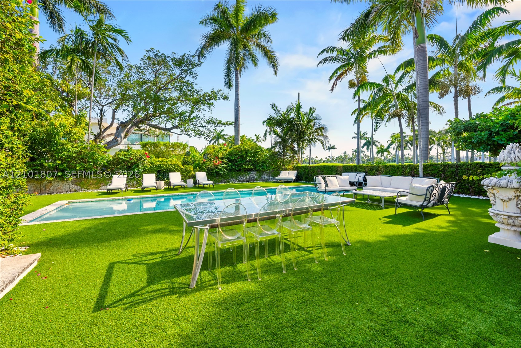 5800 La Gorce Dr, Miami Beach FL 33140