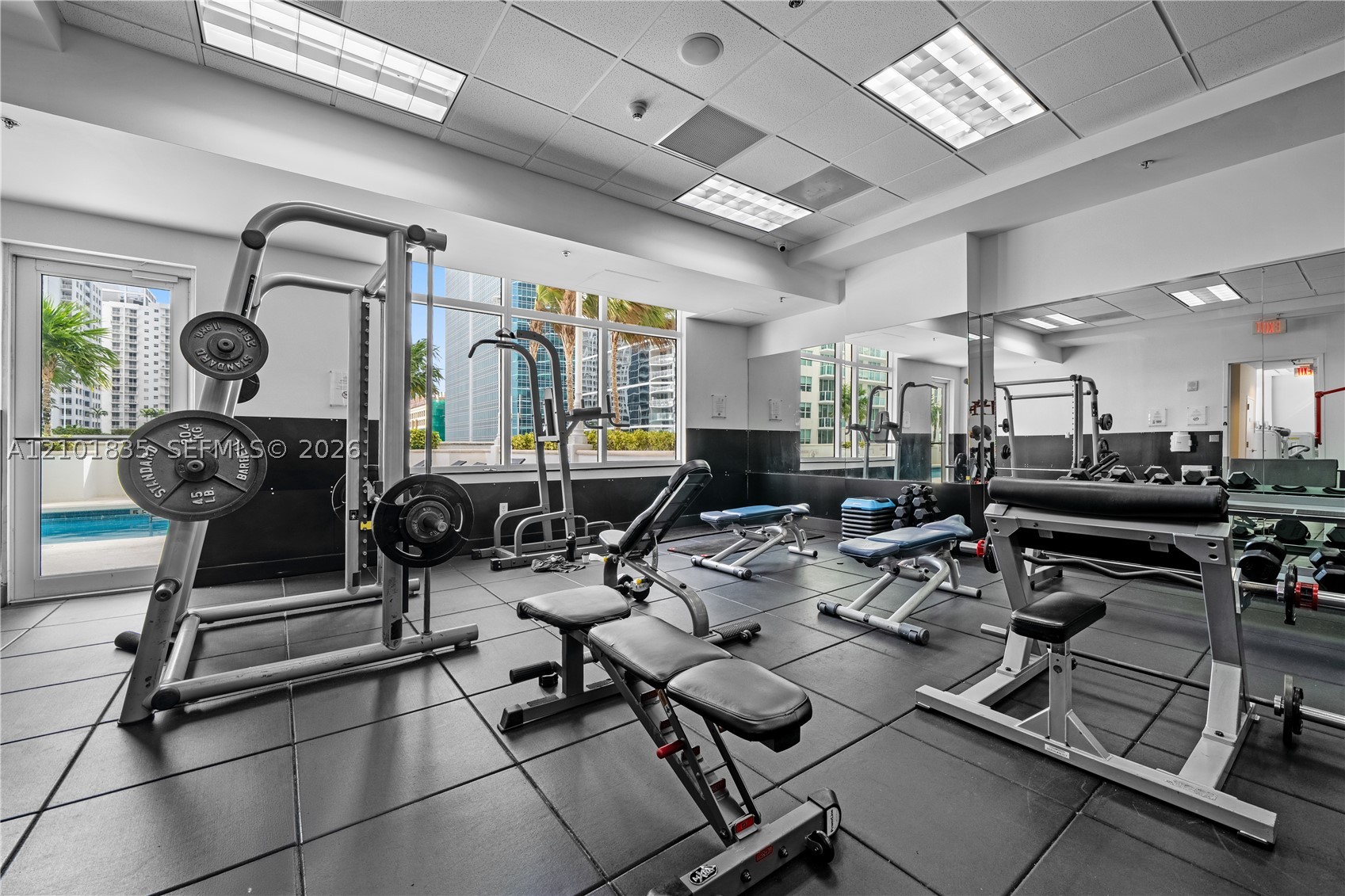 1200 Brickell Bay Dr #1907, Miami FL 33131