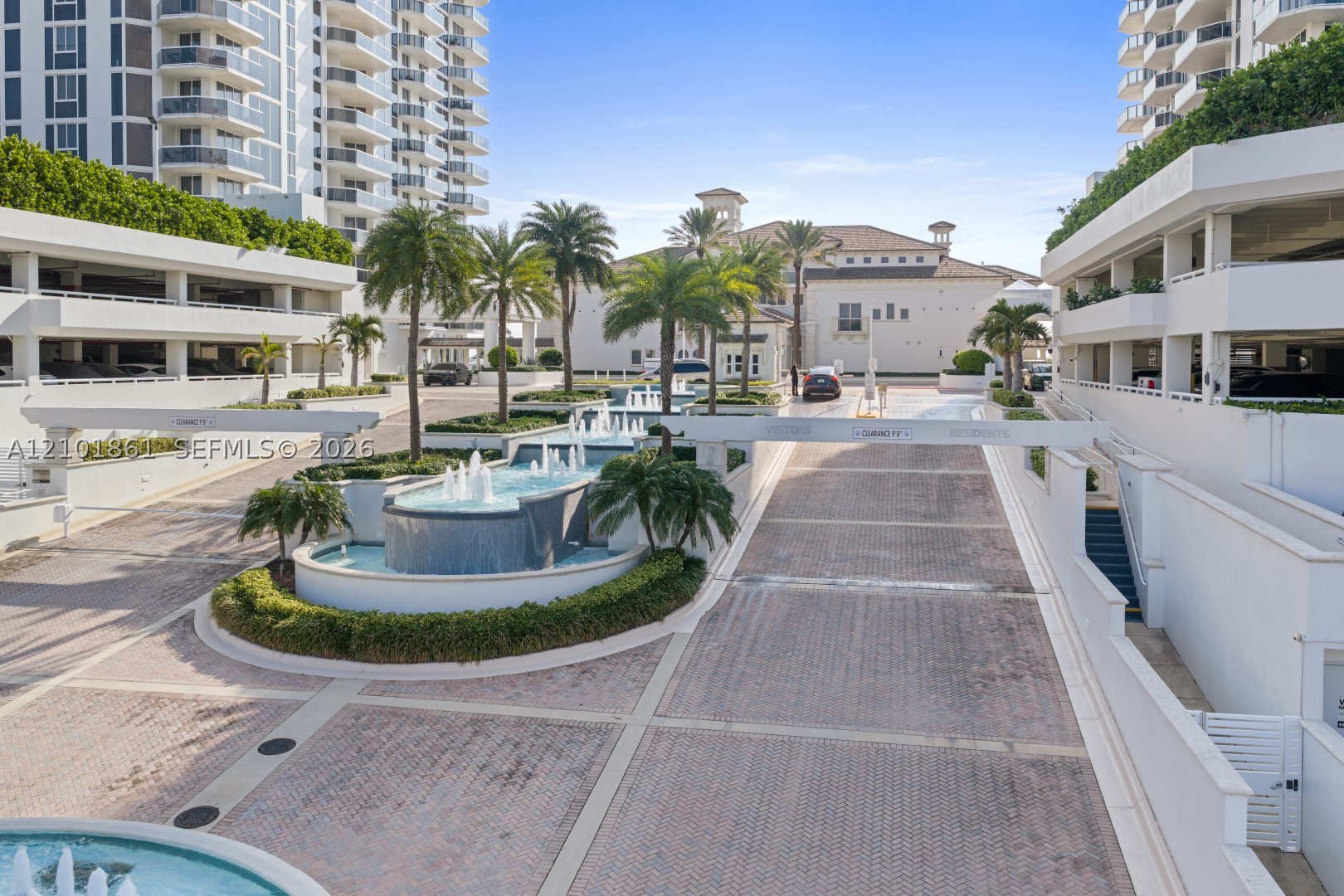 4779 Collins Ave #1908, Miami Beach FL 33140