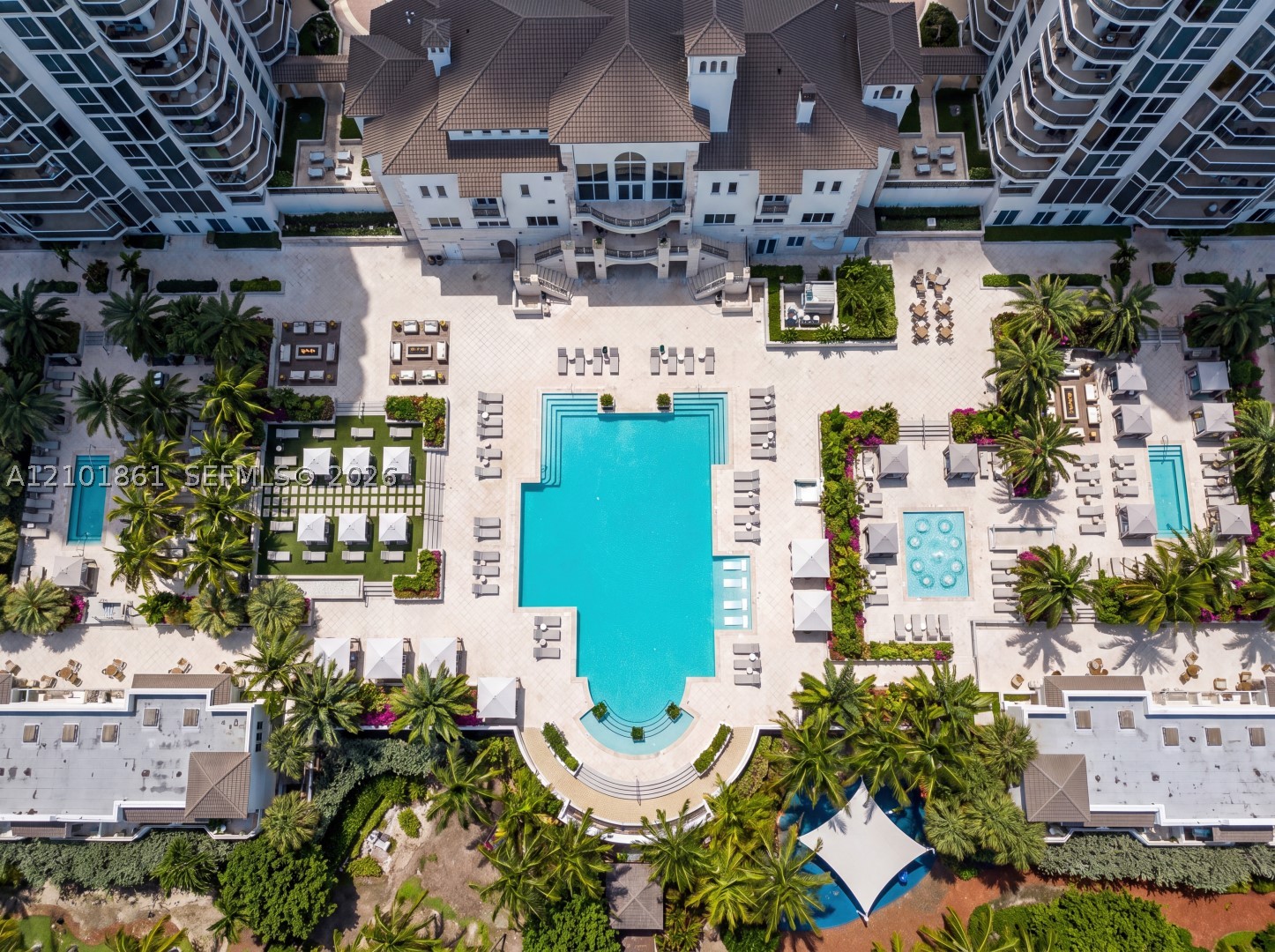 4779 Collins Ave #1908, Miami Beach FL 33140