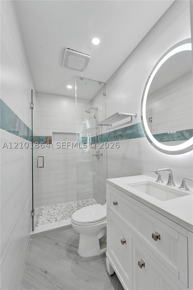 3744 NE 167th St #43, North Miami Beach FL 33160